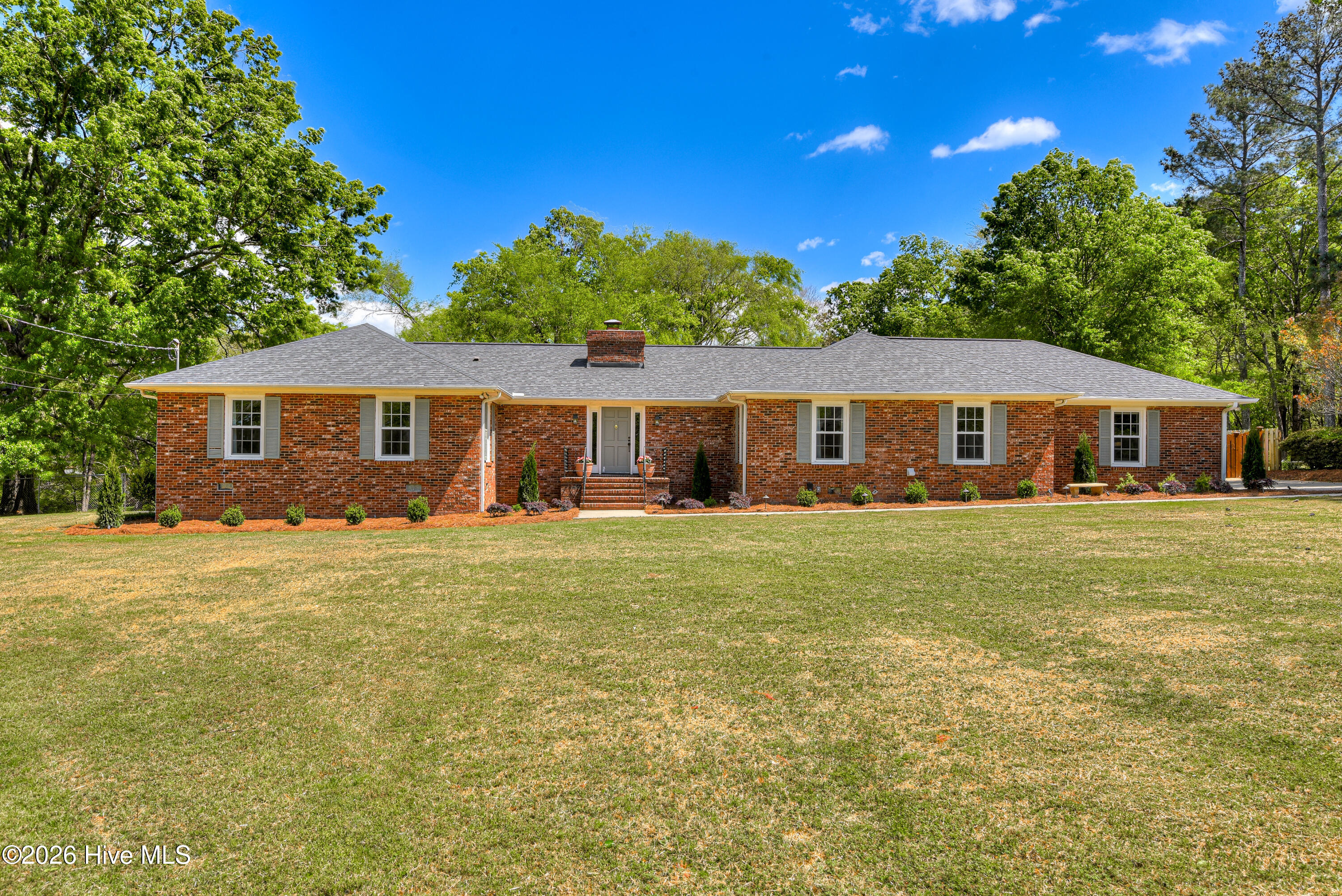 761 W Port Road Property Photo 1