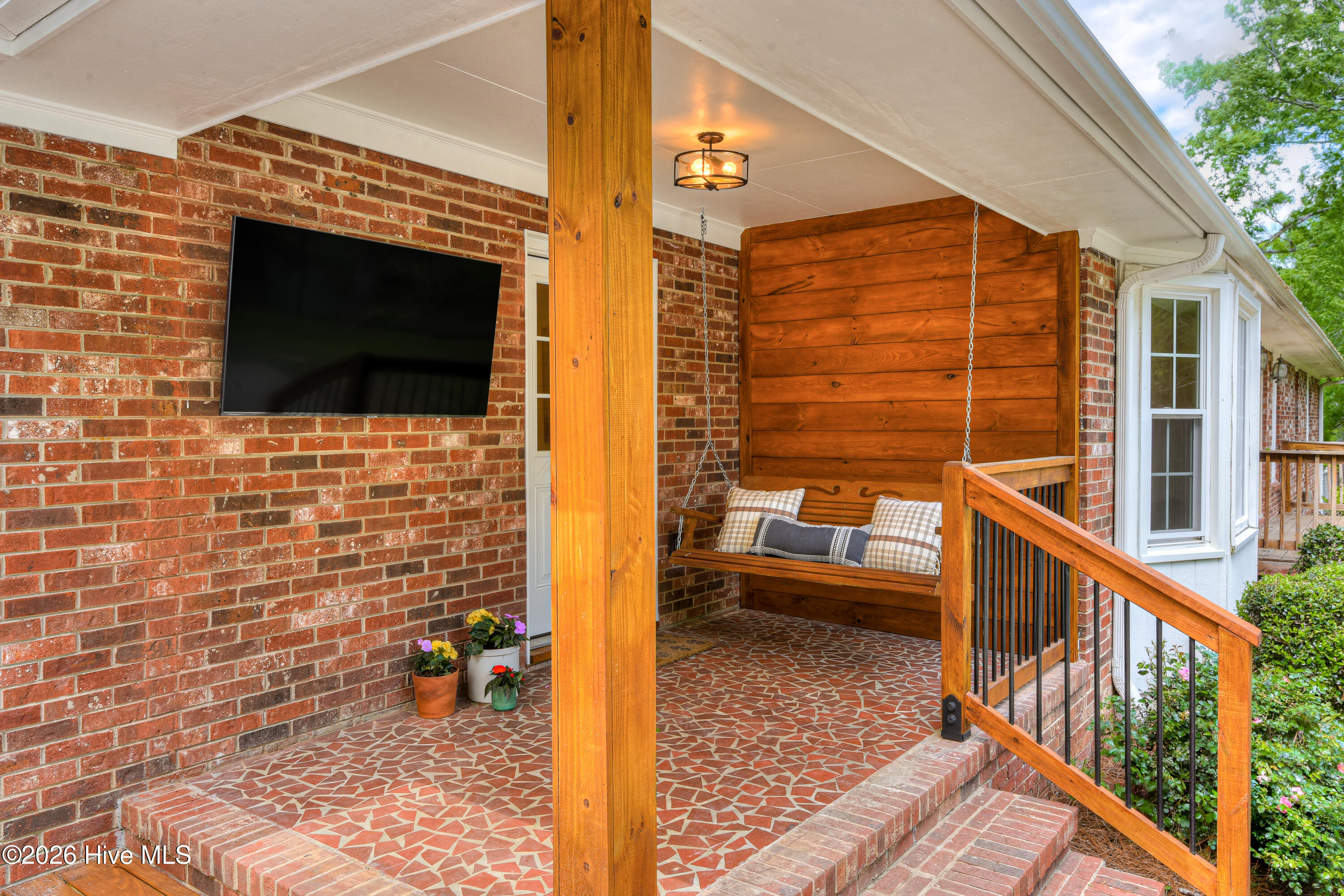 761 W Port Road Property Photo 36
