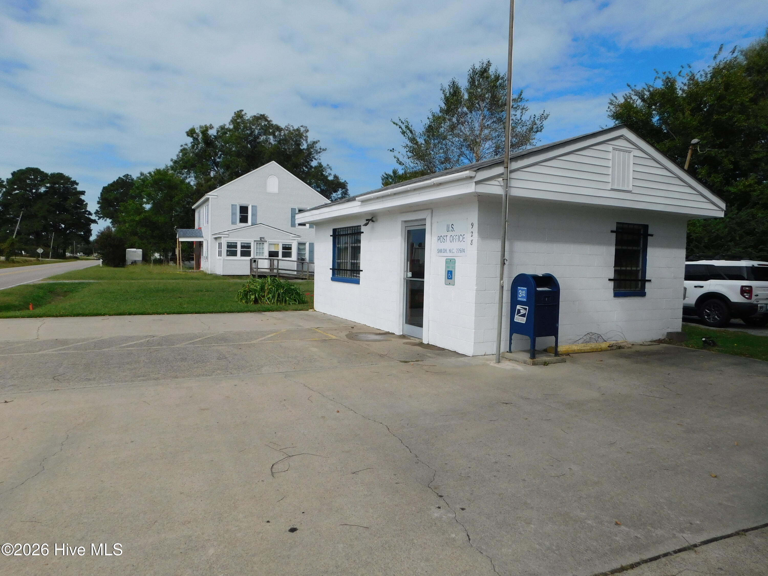 930 Highway 343 S Property Photo 3