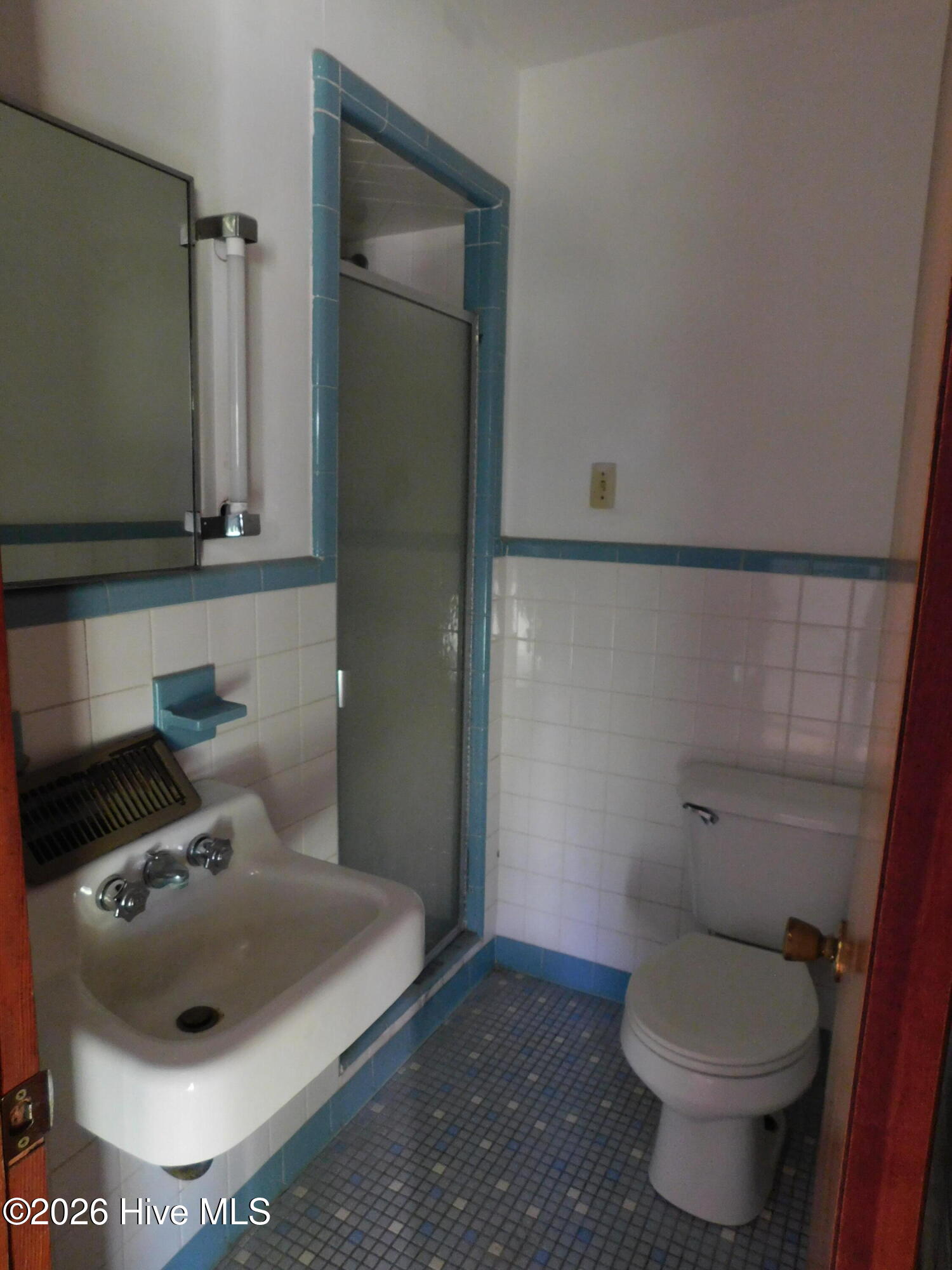 930 Highway 343 S Property Photo 8