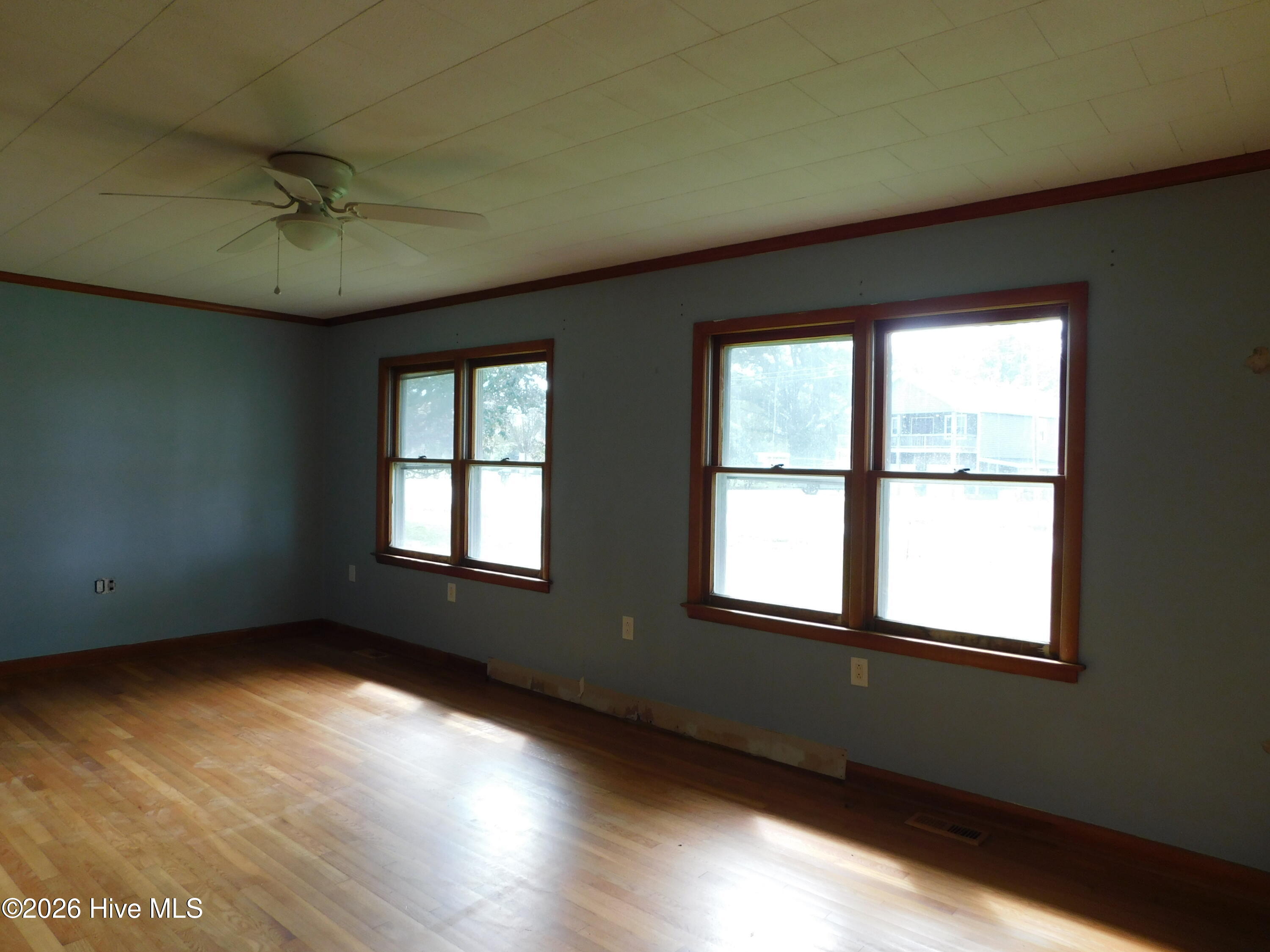 930 Highway 343 S Property Photo 17