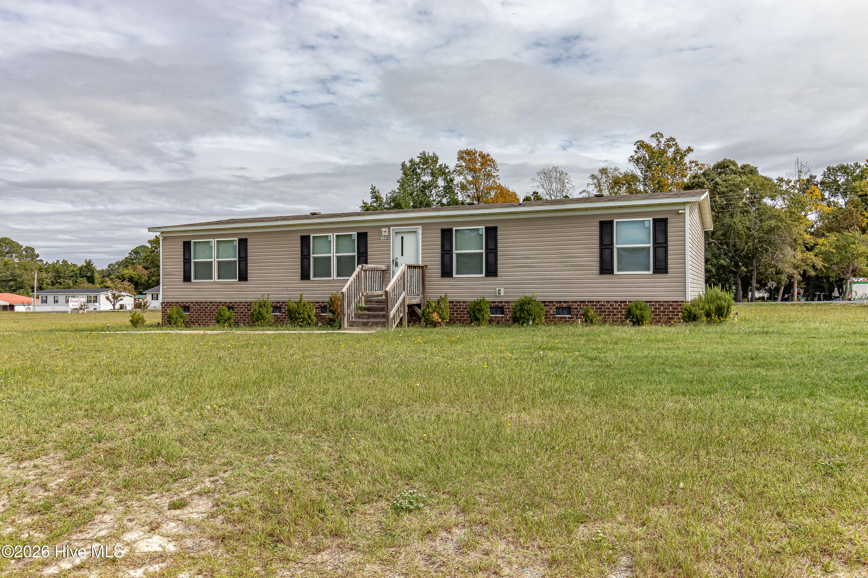 102 Bonnie Farms Road Property Photo 1
