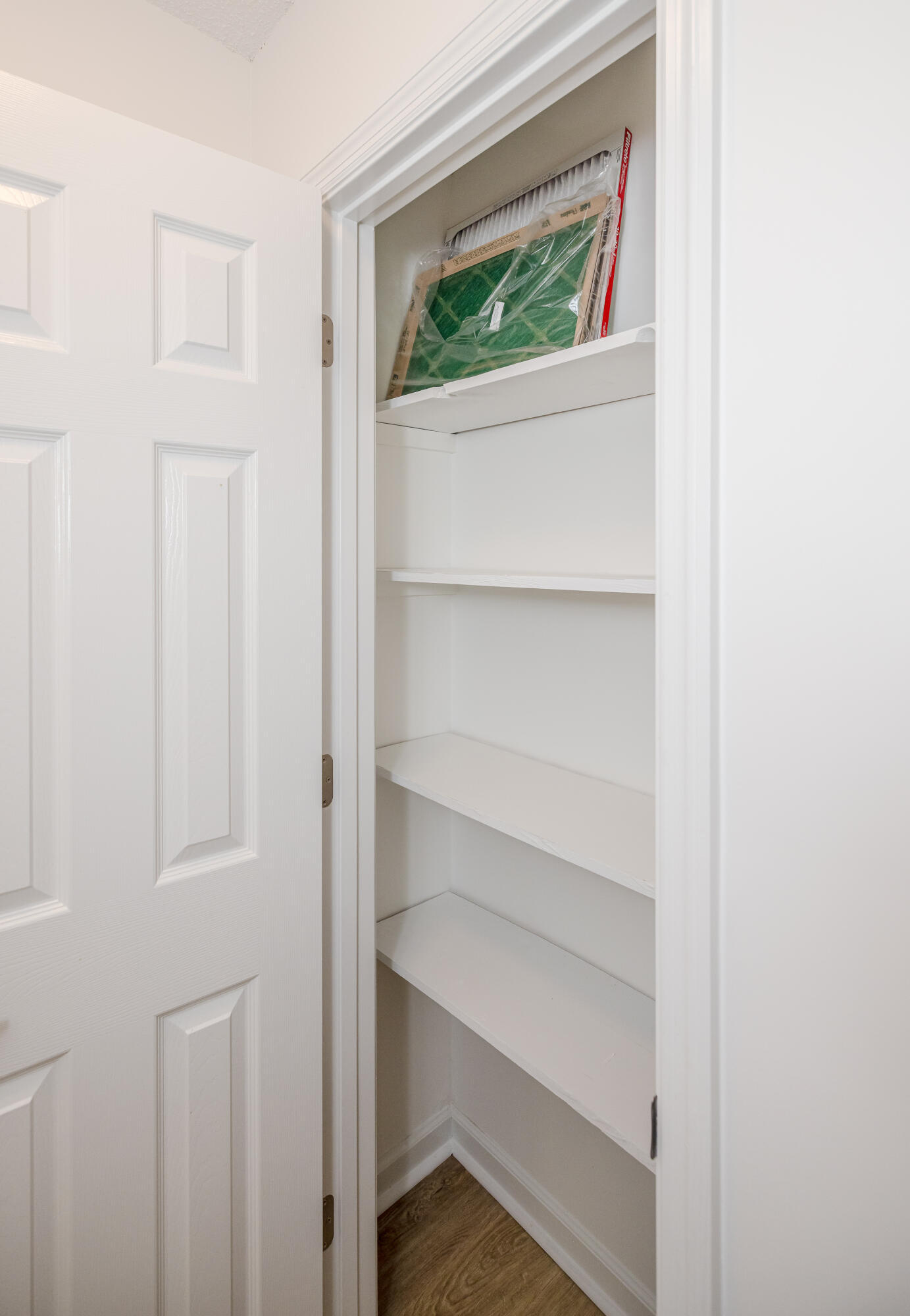 245 Farmington Drive W Property Photo 28