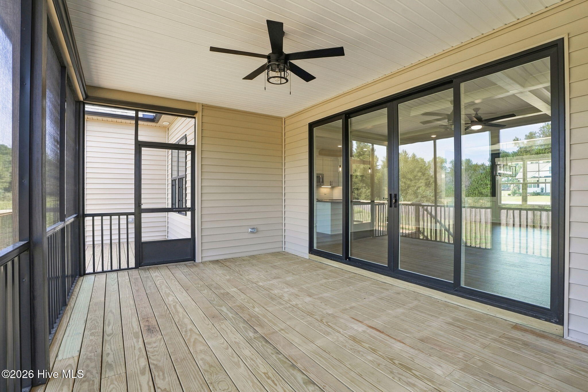 5570 Martys Court Property Photo 29