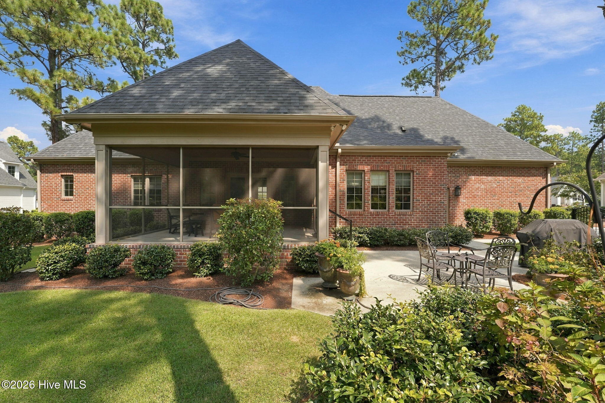 114 Chanticleer Drive Property Photo 5