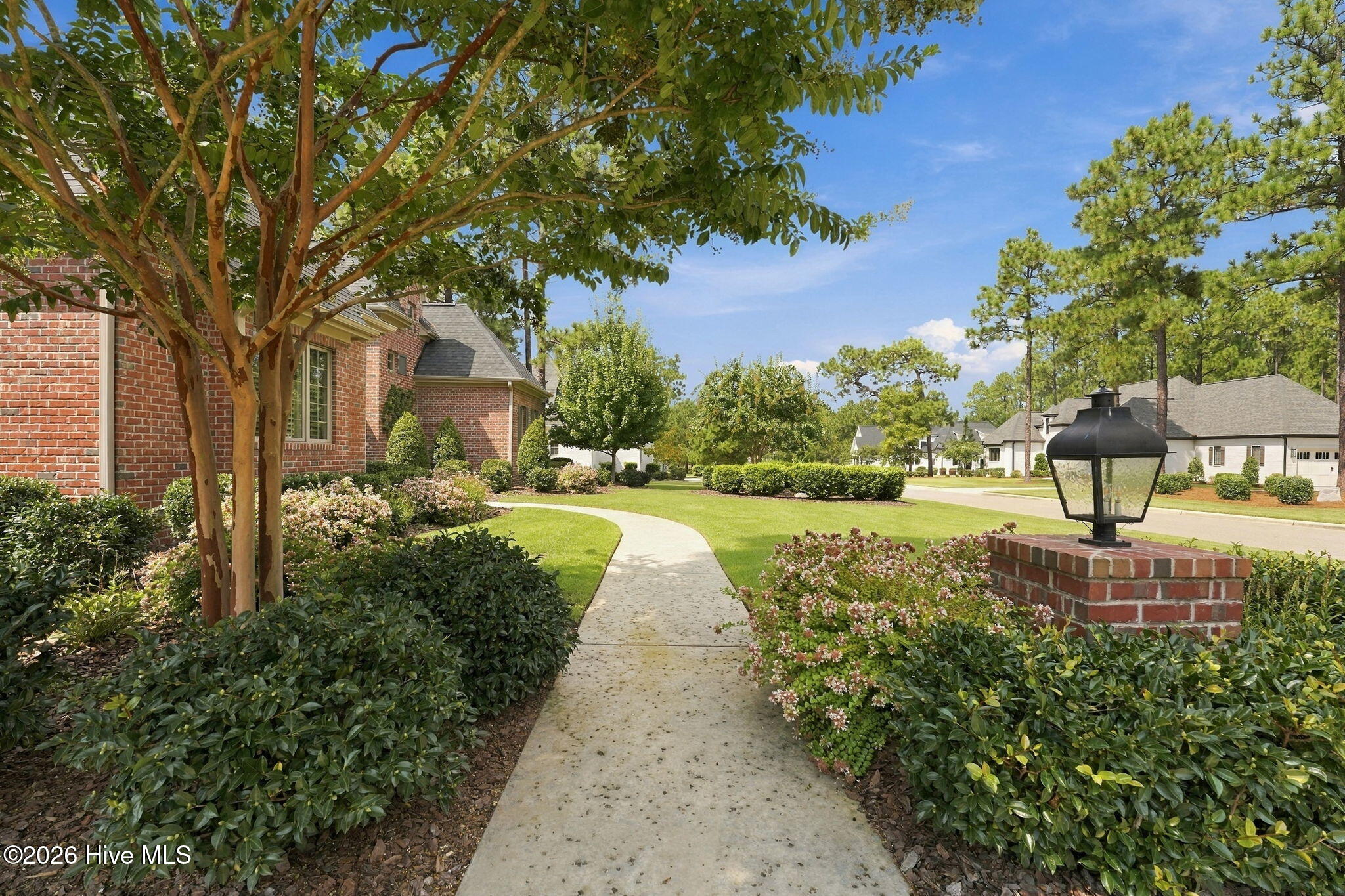114 Chanticleer Drive Property Photo 6