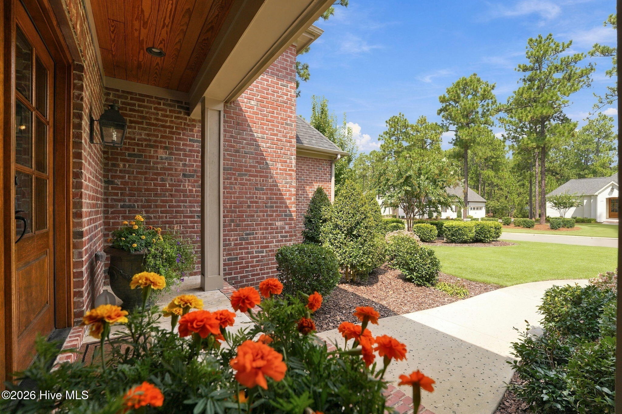 114 Chanticleer Drive Property Photo 8