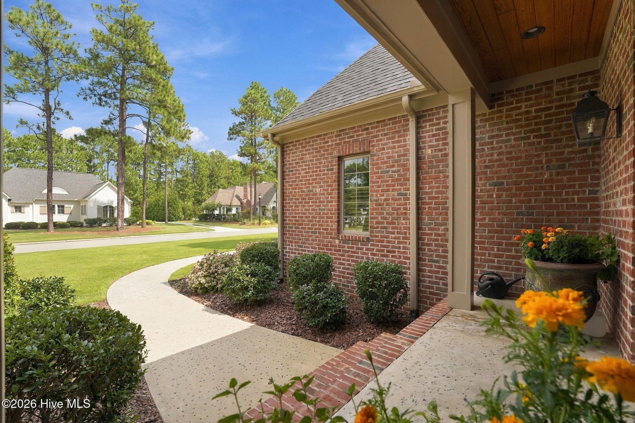 114 Chanticleer Drive Property Photo 9
