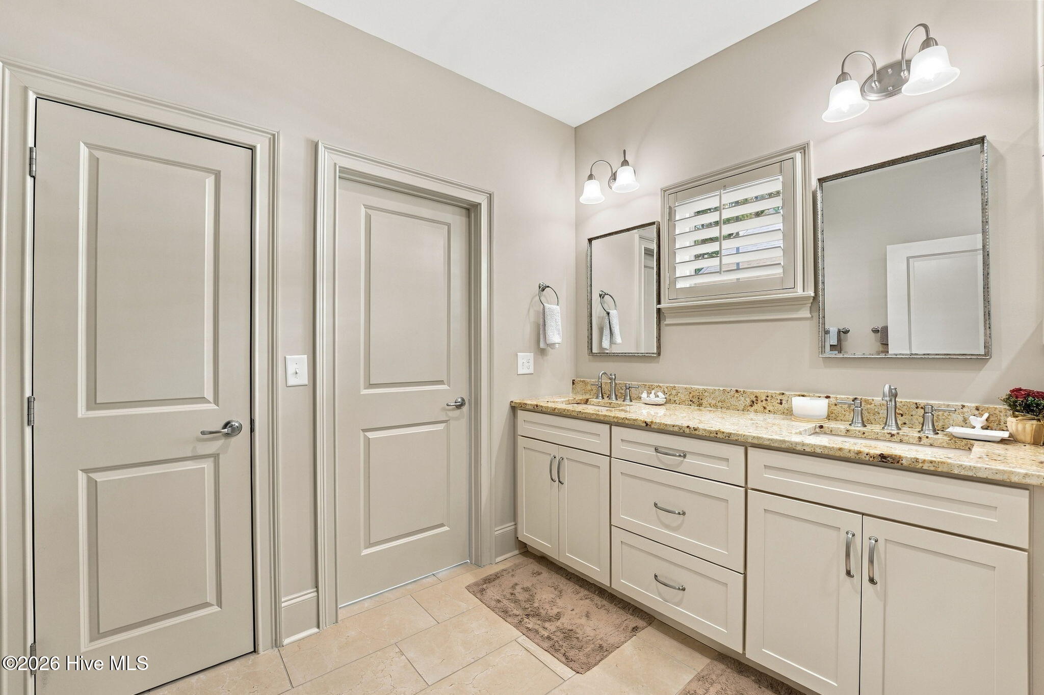 114 Chanticleer Drive Property Photo 32