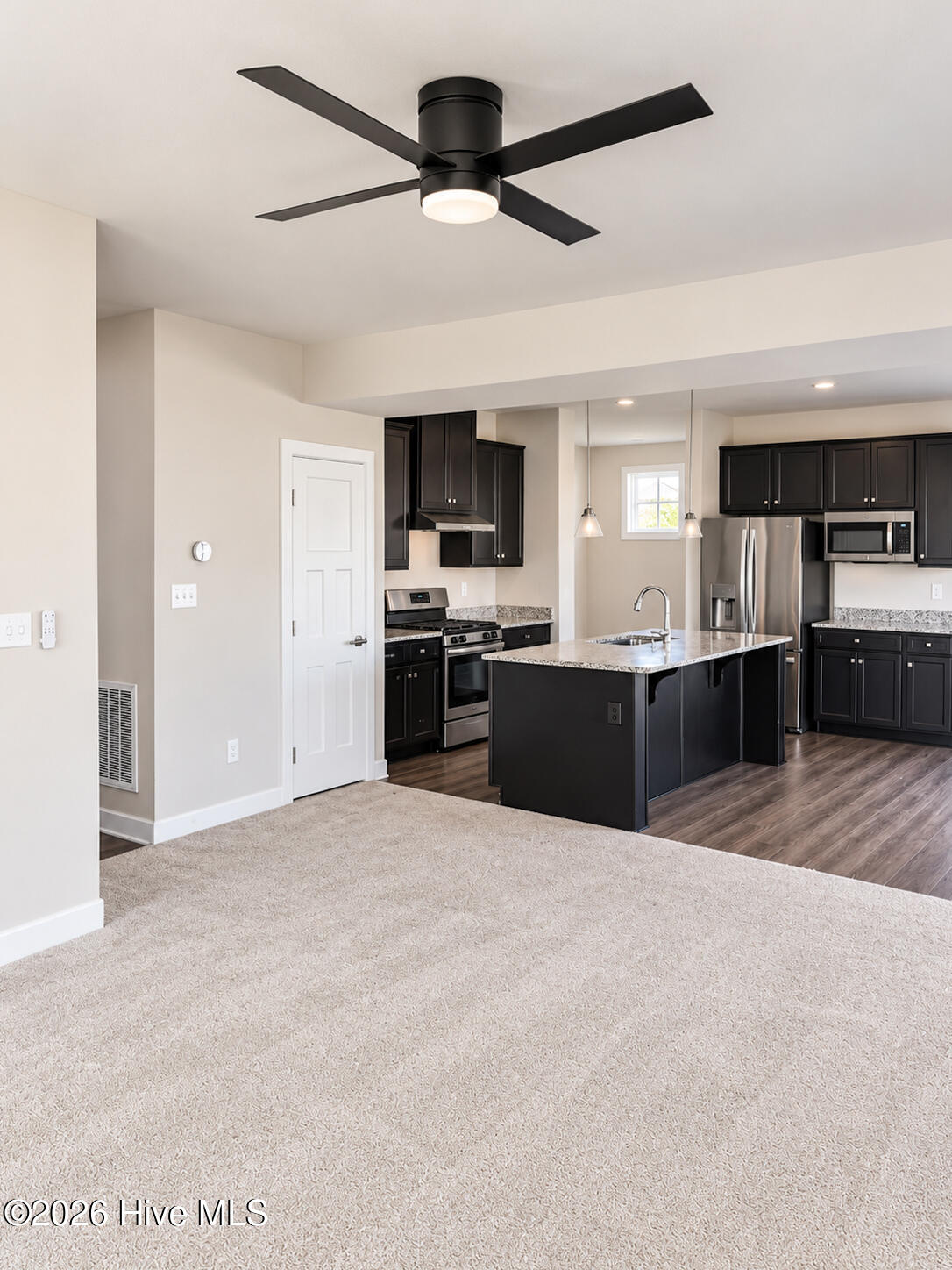 212 Pungo Circle Property Photo 8