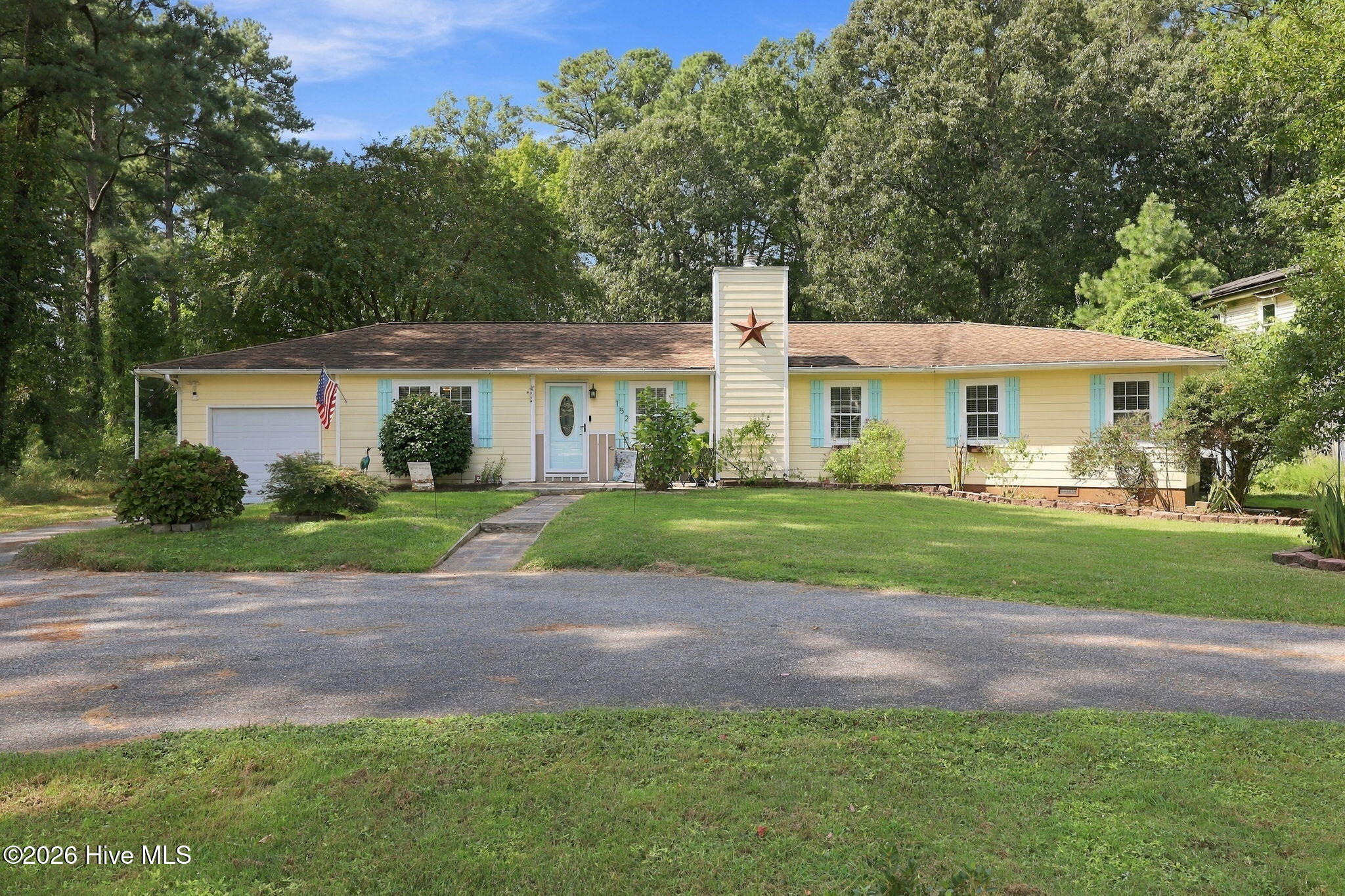 152 S Mills Road Property Photo 1