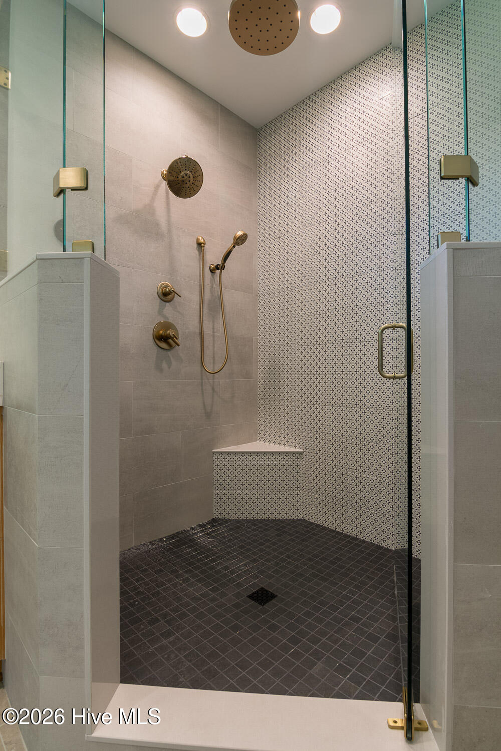 3754 Roscommon S Property Photo 22