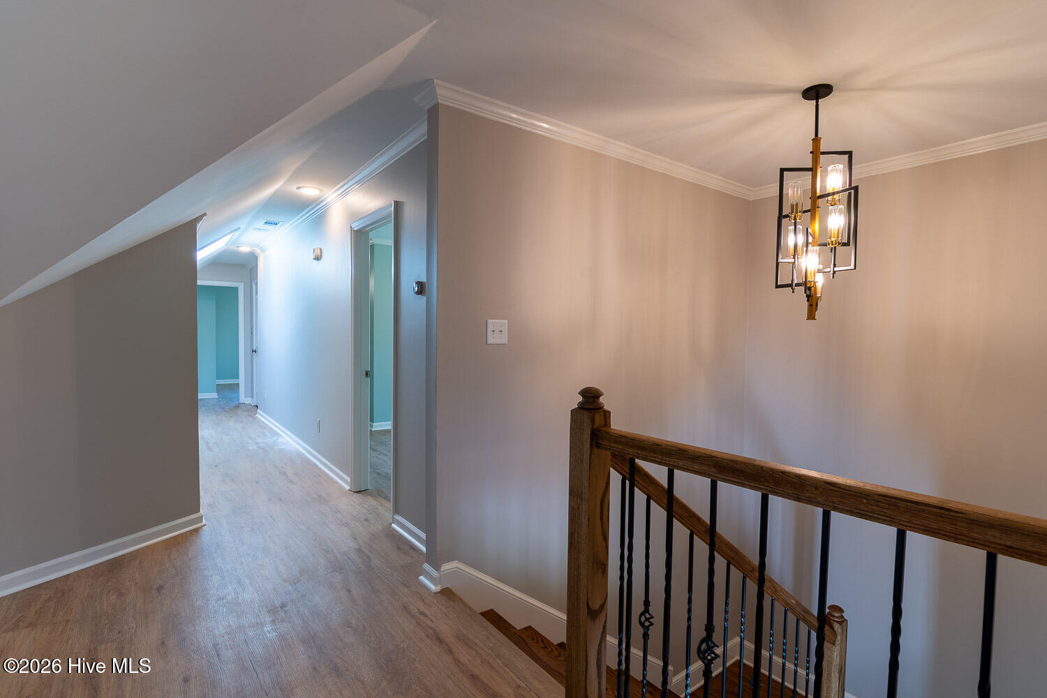 3754 Roscommon S Property Photo 24