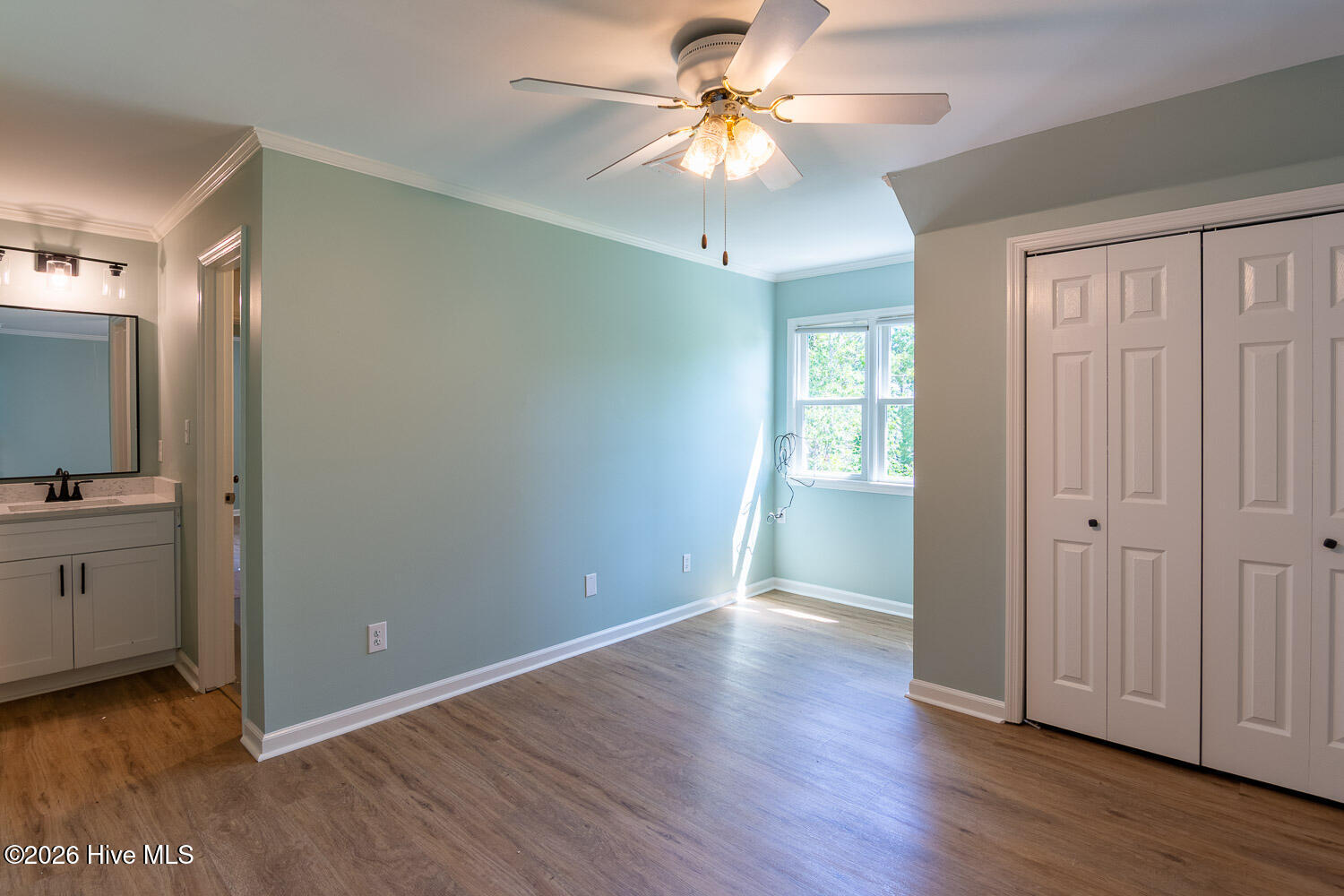 3754 Roscommon S Property Photo 28