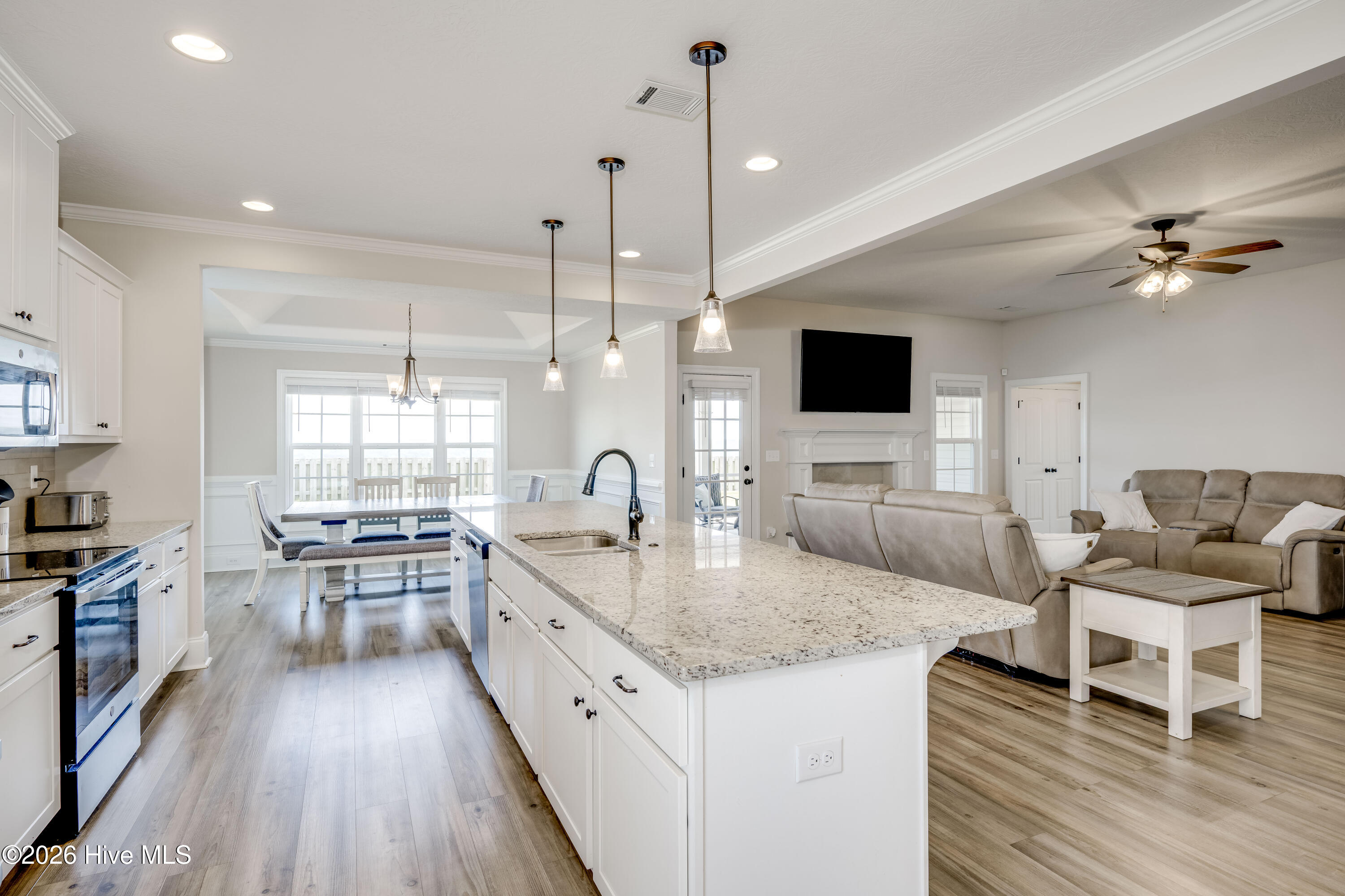 1089 Archard Street Property Photo 14