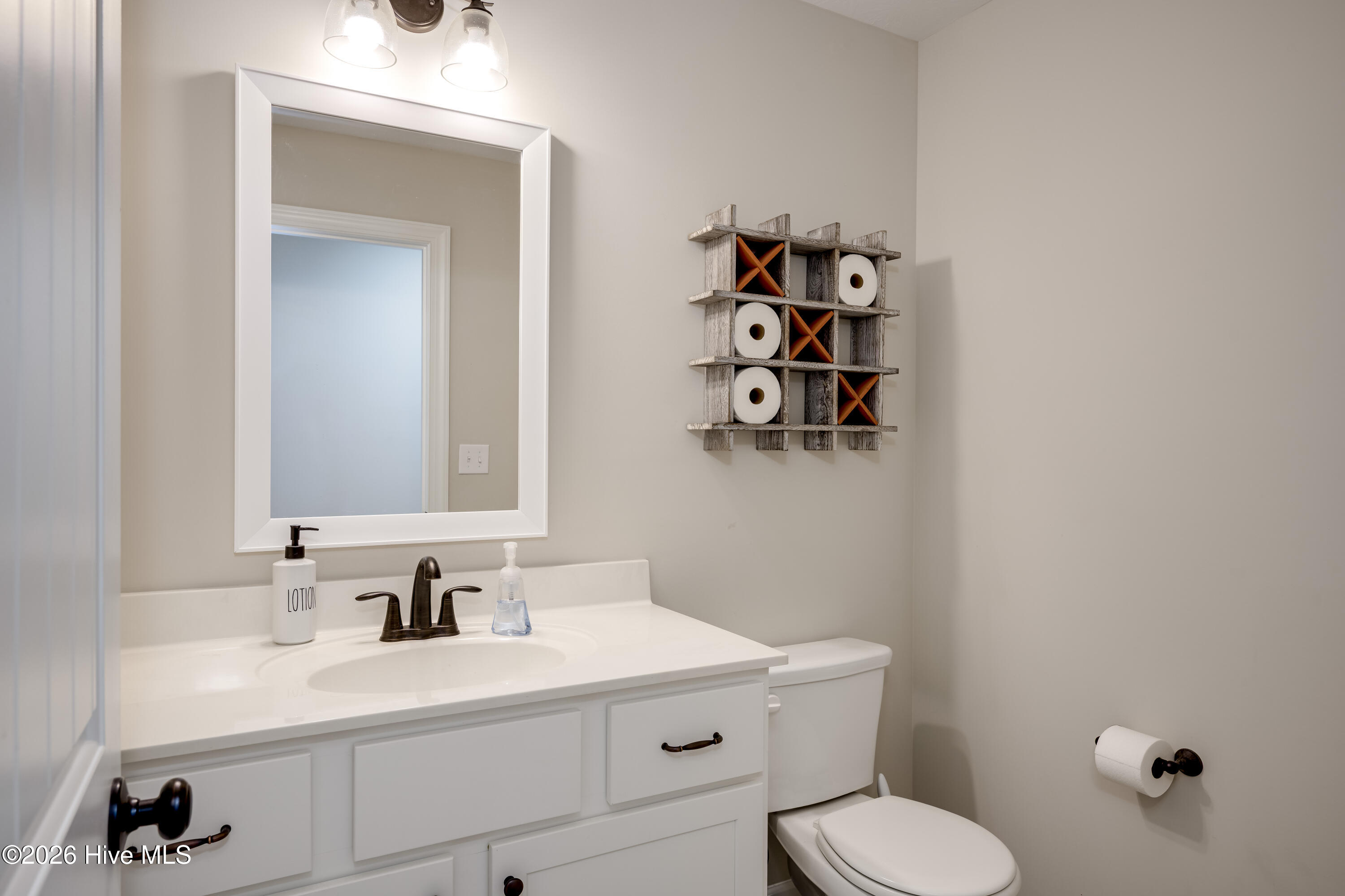 1089 Archard Street Property Photo 25