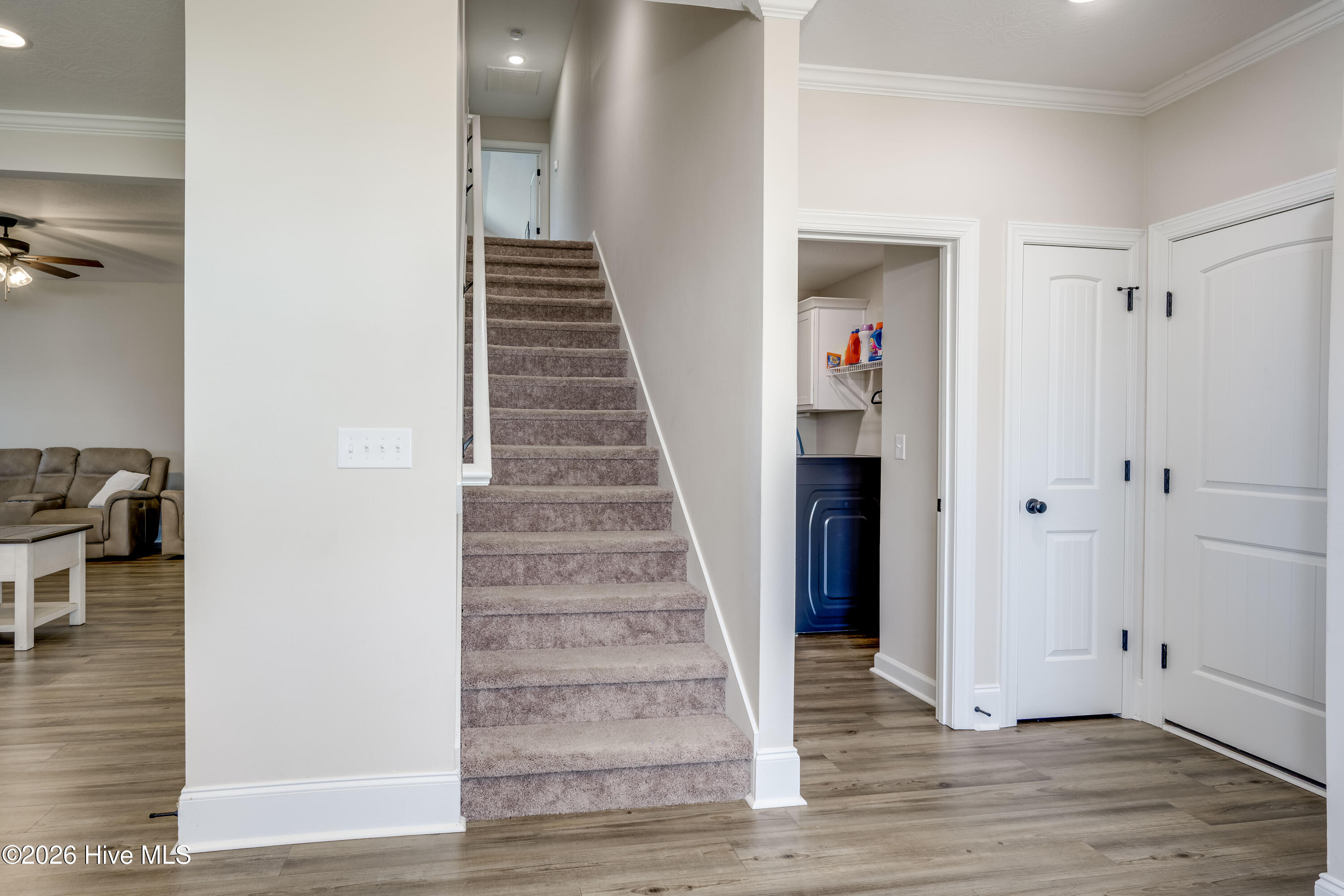 1089 Archard Street Property Photo 32