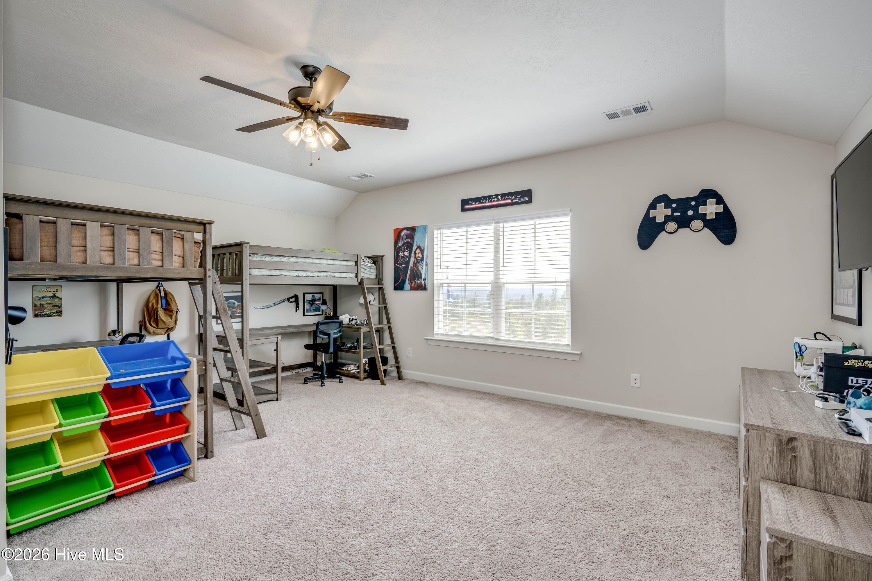 1089 Archard Street Property Photo 33