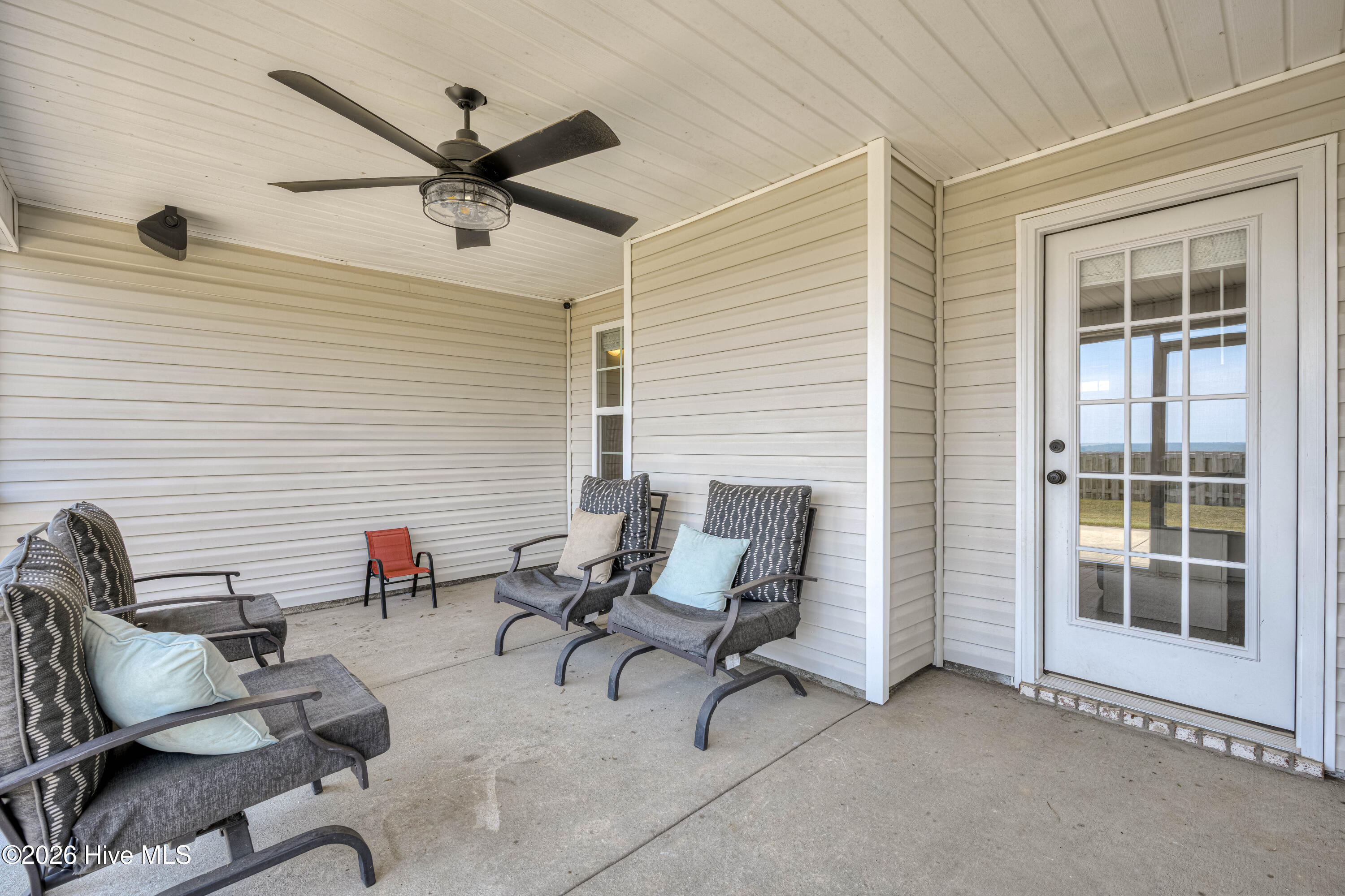 1089 Archard Street Property Photo 38