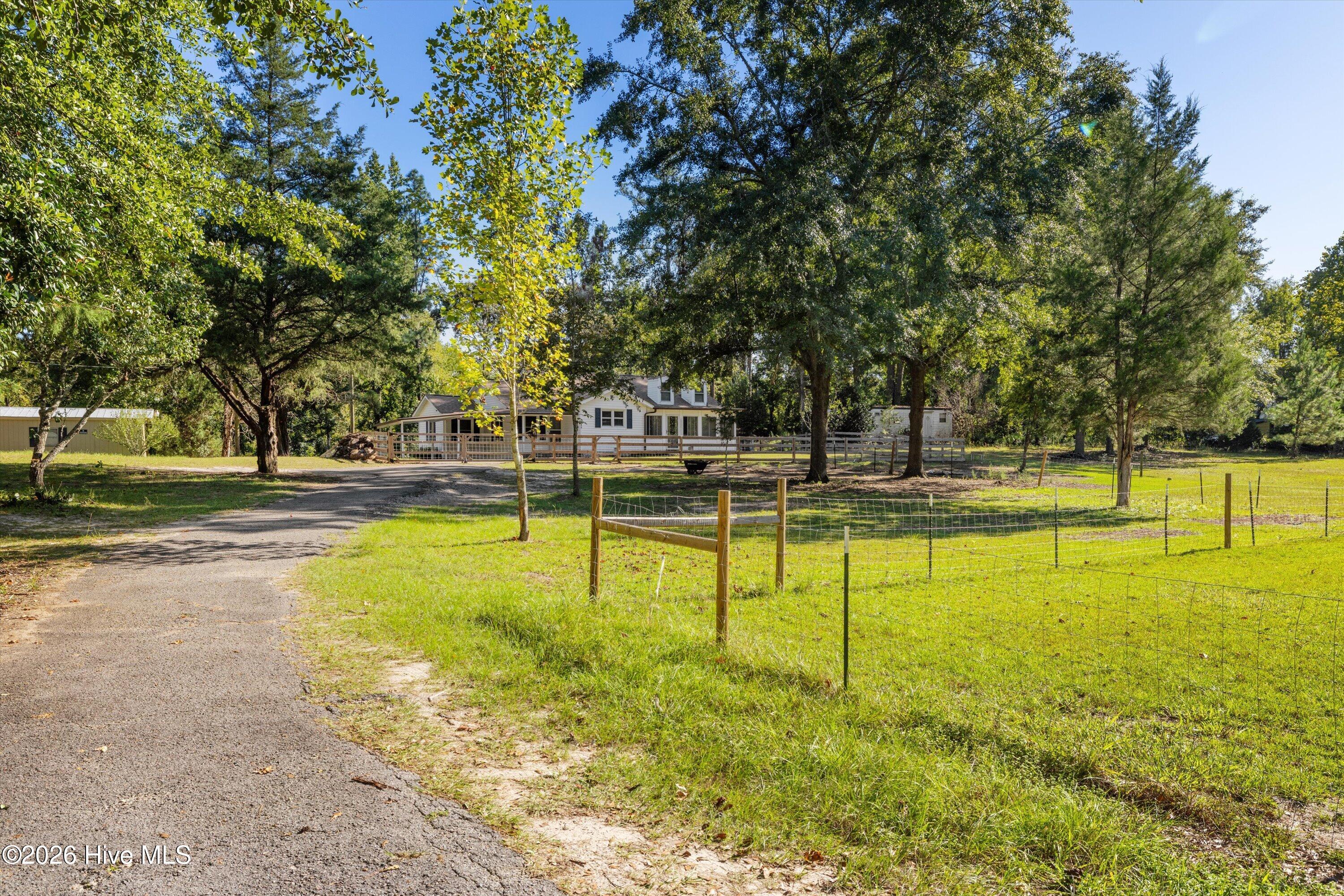 1878 Mcdade Farm Road Property Photo 3