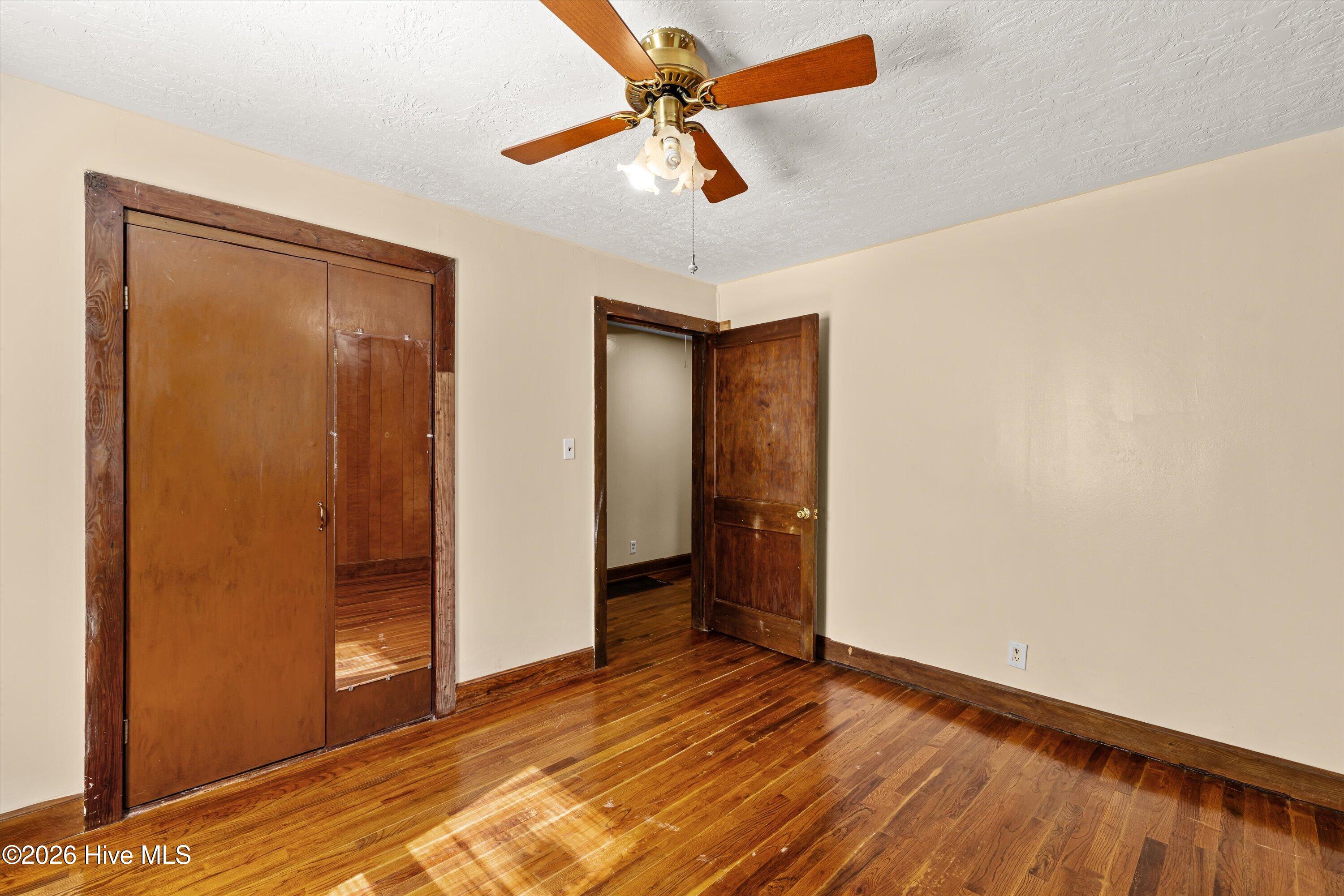 1878 Mcdade Farm Road Property Photo 11
