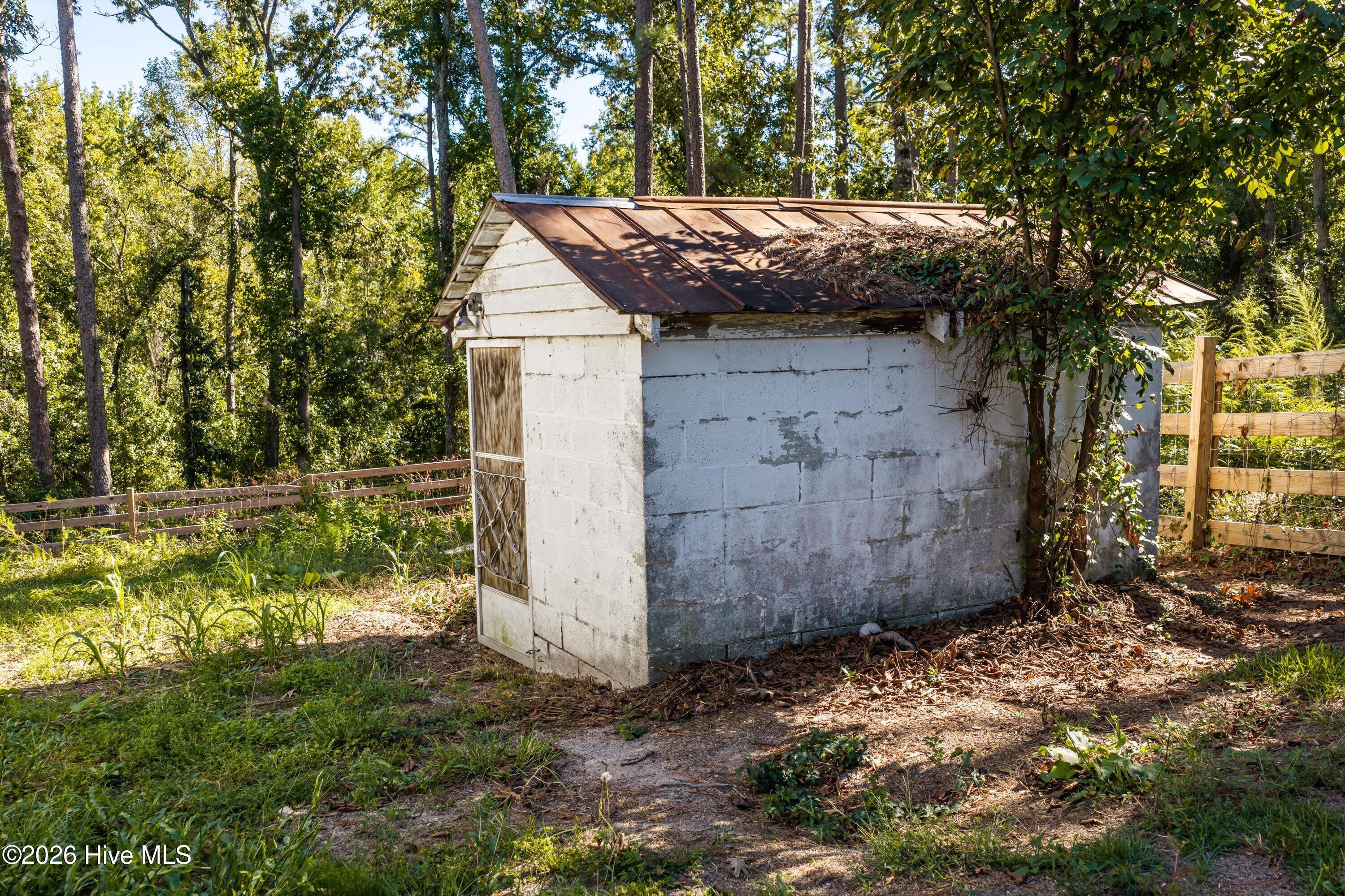 1878 Mcdade Farm Road Property Photo 32