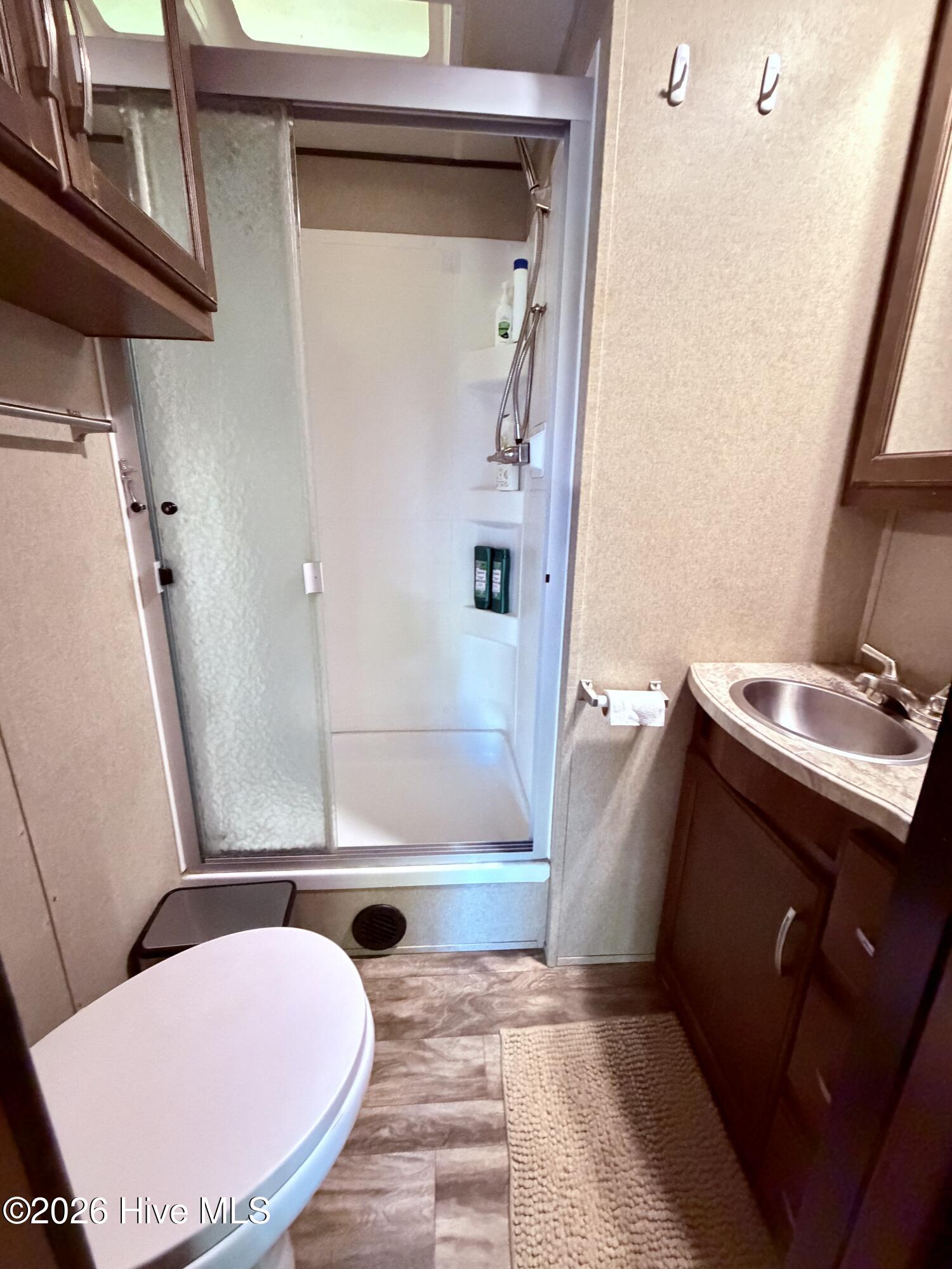 6309 Fairview Road Property Photo 6