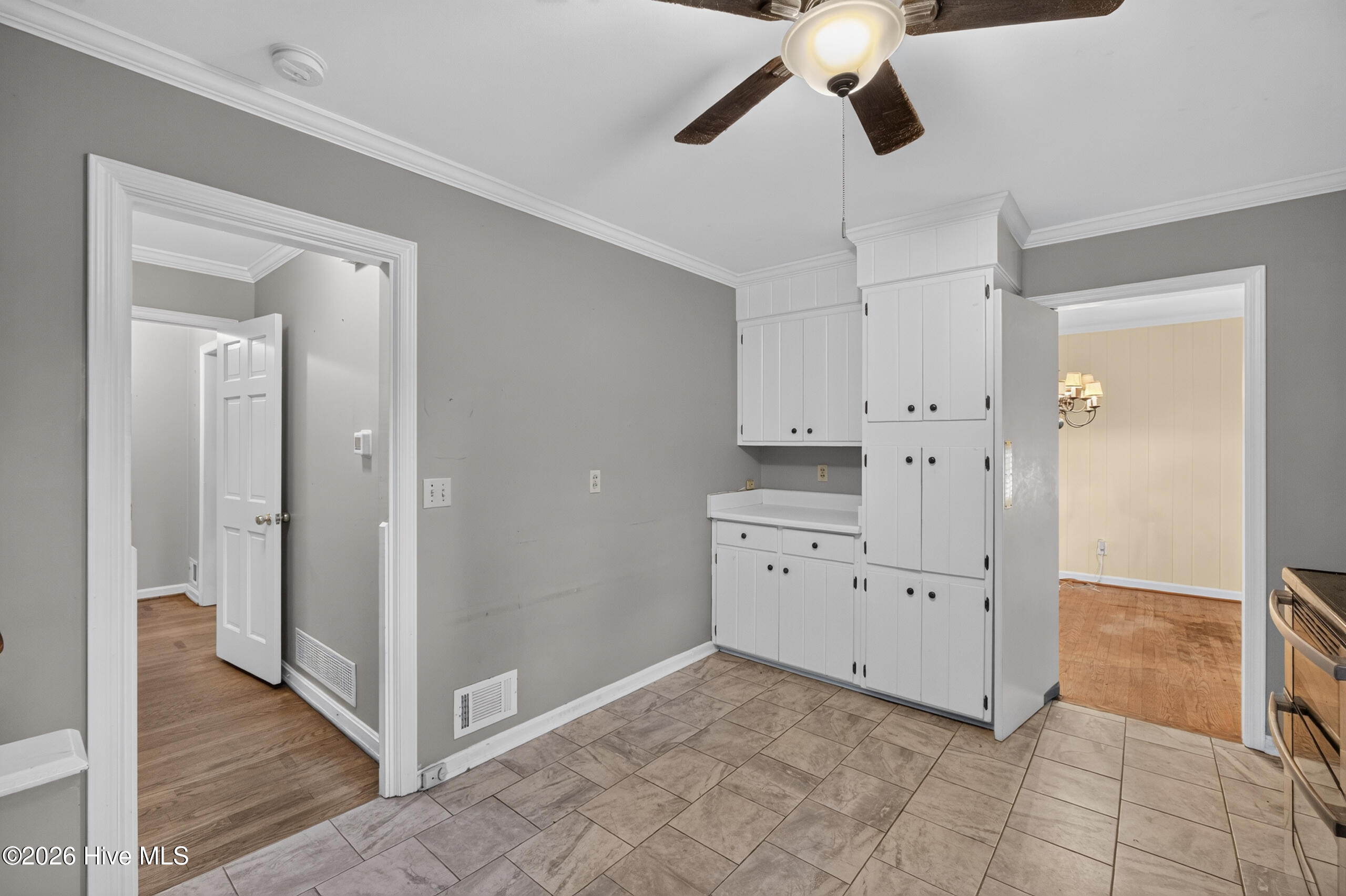 2920 Hampshire Drive Property Photo 13