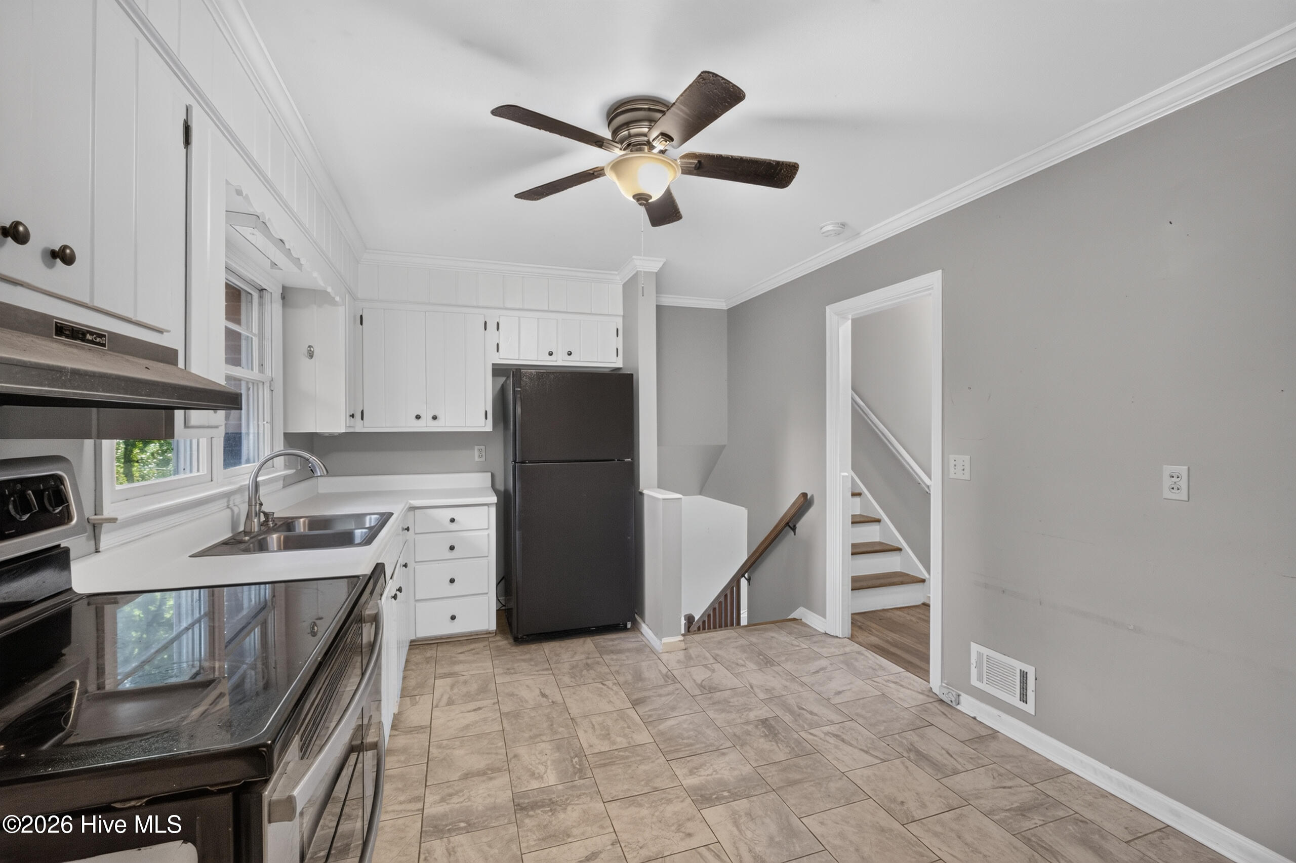 2920 Hampshire Drive Property Photo 18