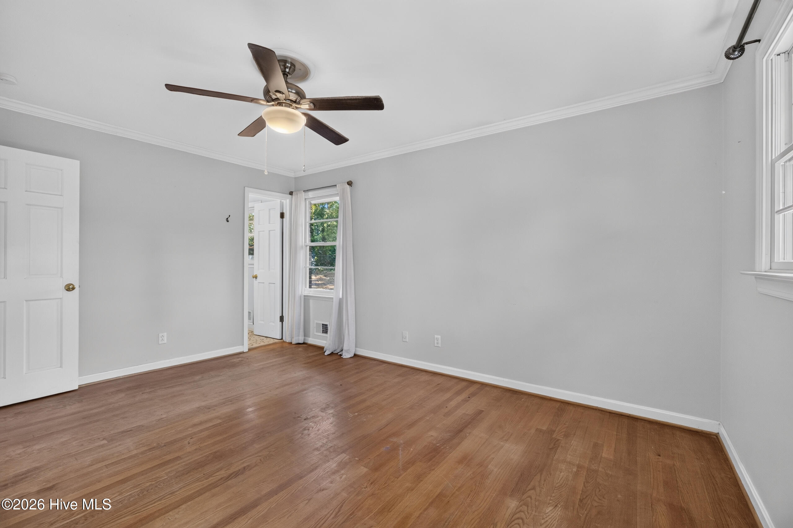 2920 Hampshire Drive Property Photo 20