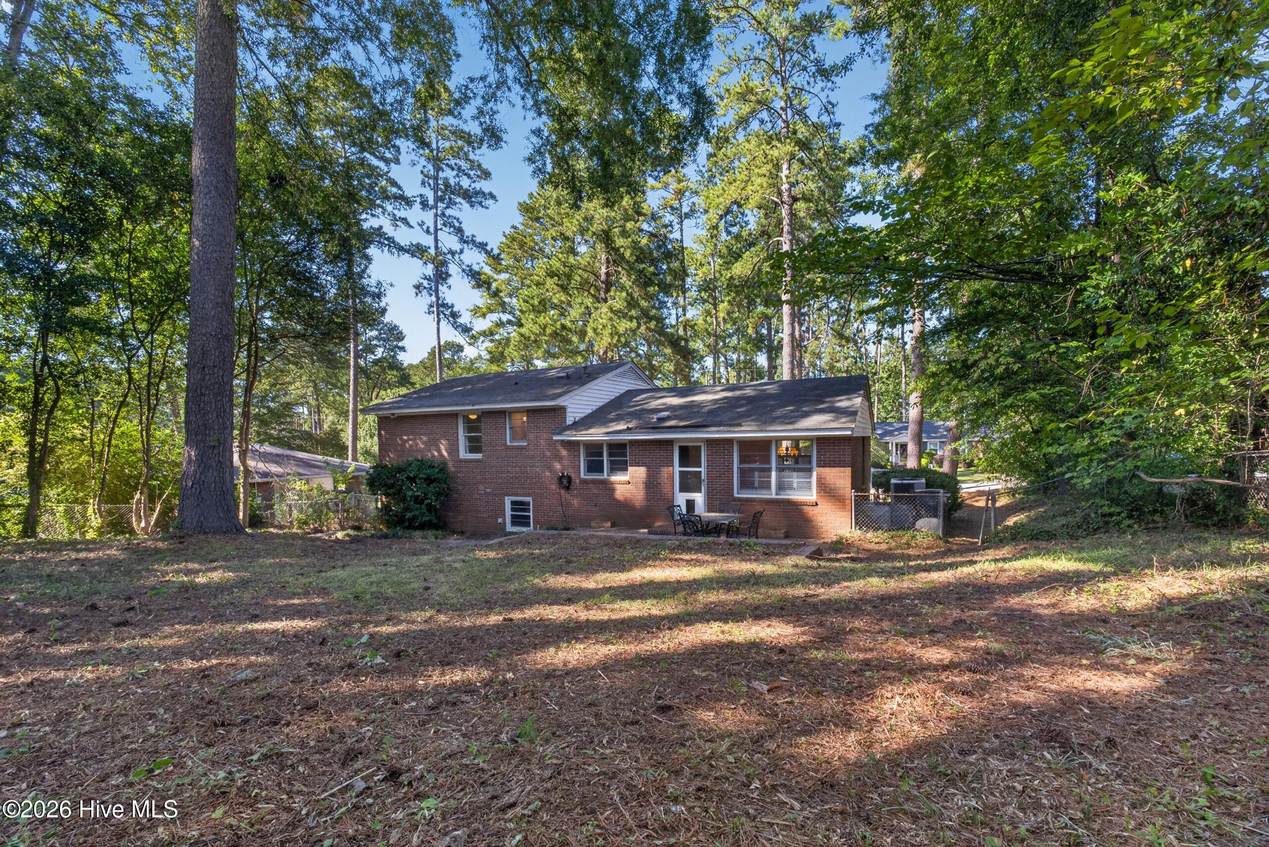 2920 Hampshire Drive Property Photo 36