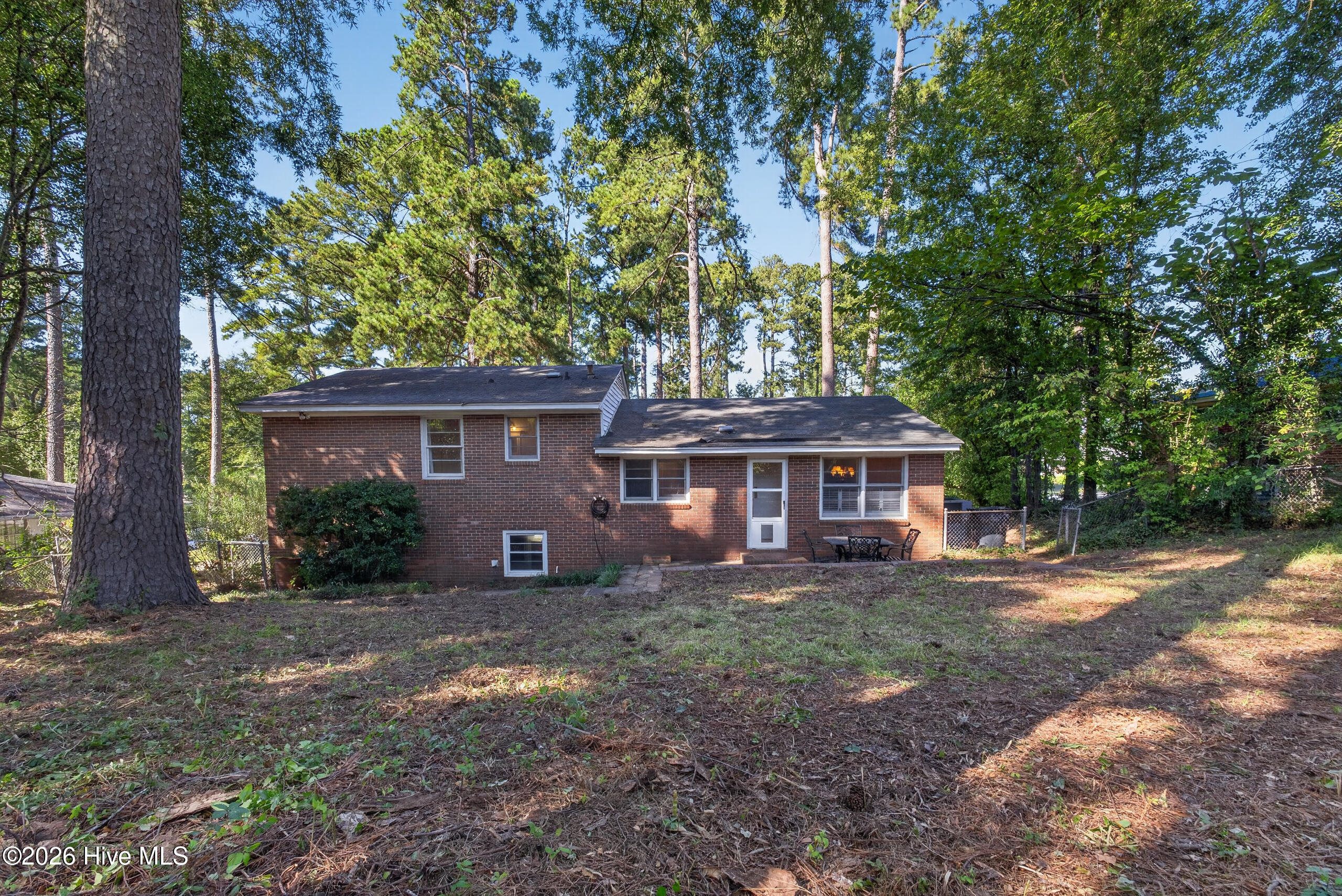 2920 Hampshire Drive Property Photo 38