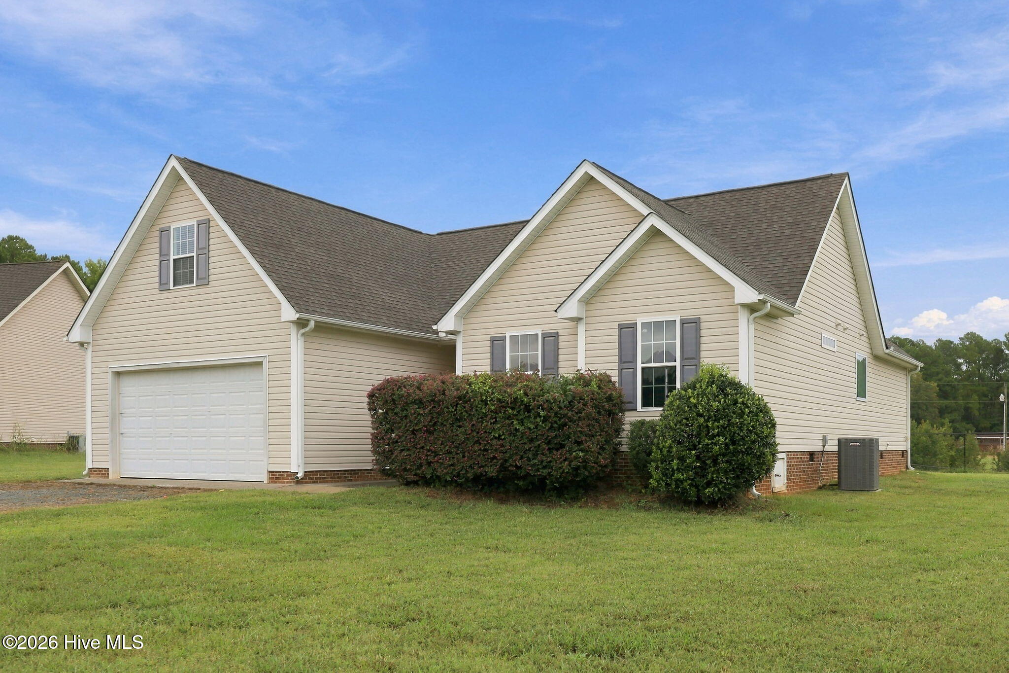 2626 Pauline Oaks Drive Property Photo 2