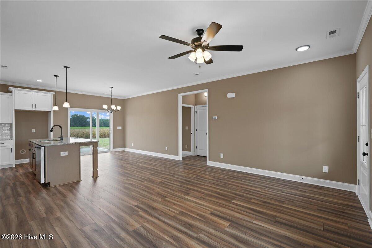 100 James Price Road Property Photo 5