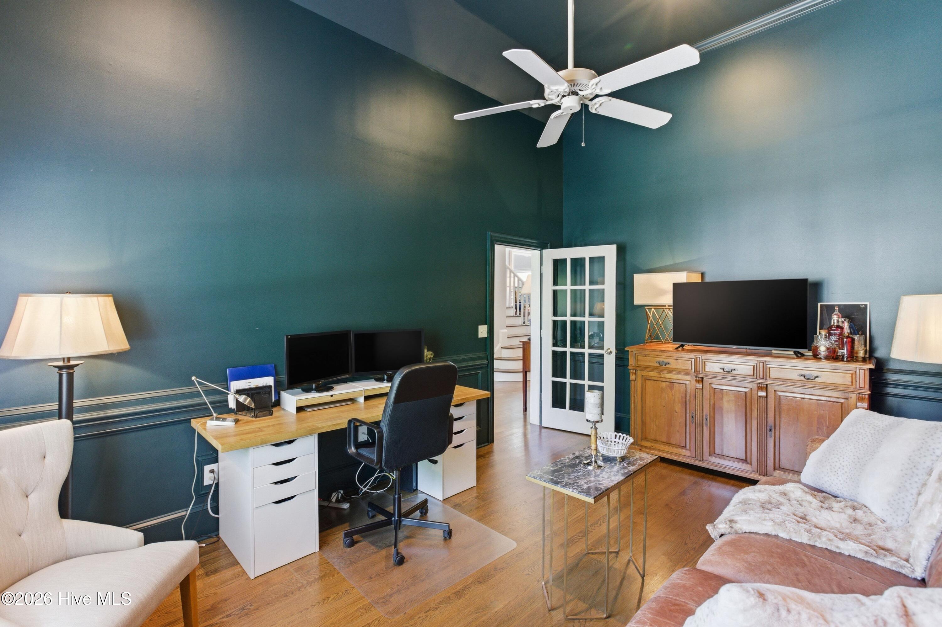 8901 New Forest Drive Property Photo 10