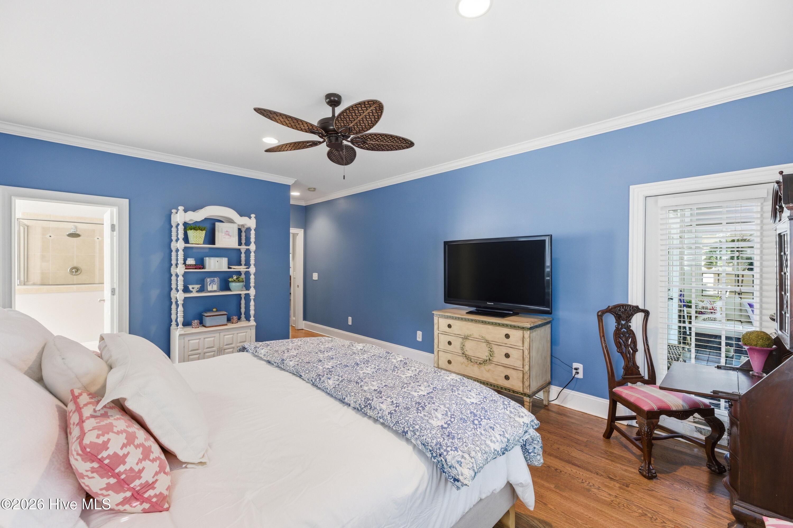 8901 New Forest Drive Property Photo 24
