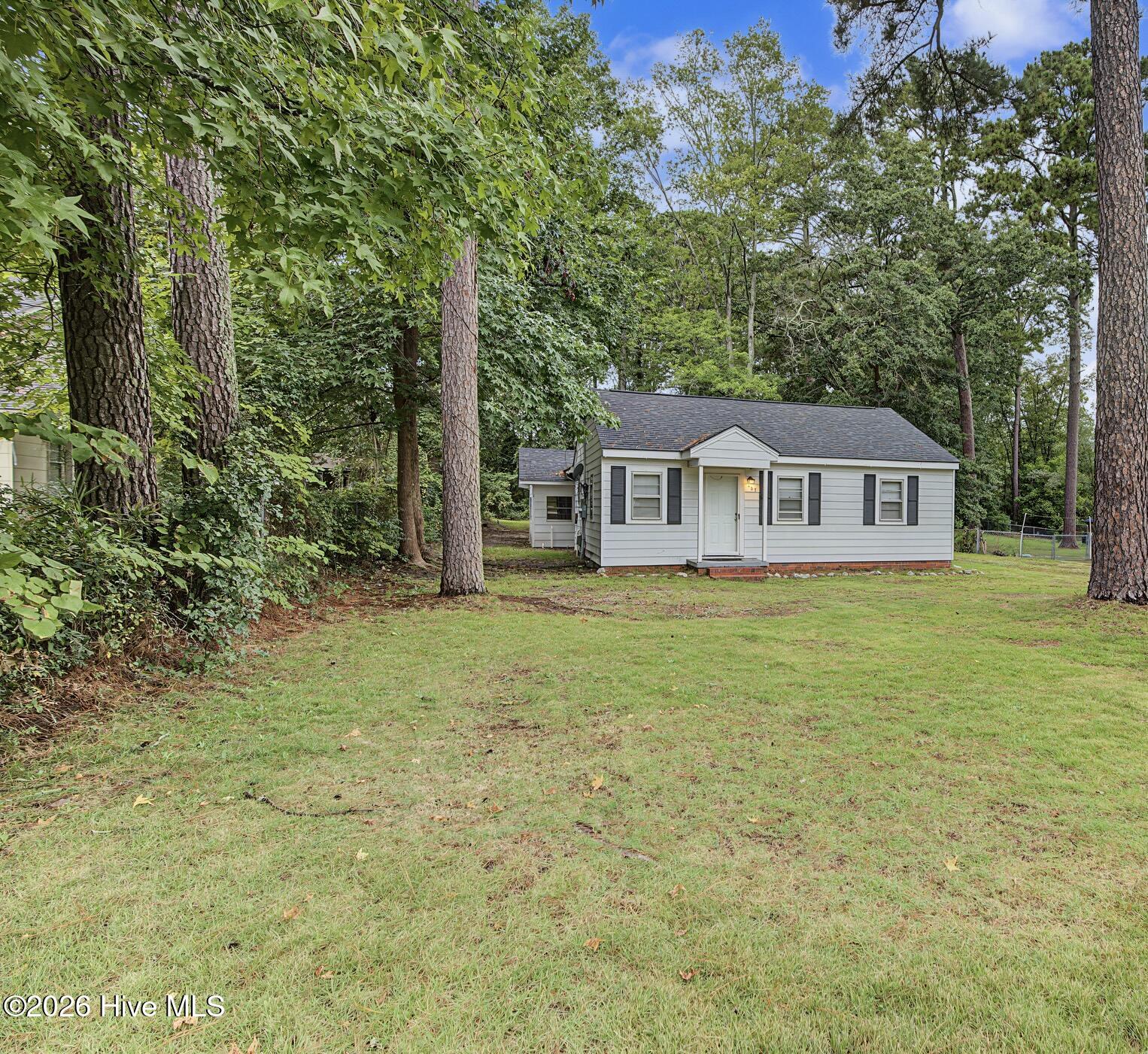 407 Spencer Road Property Photo 1