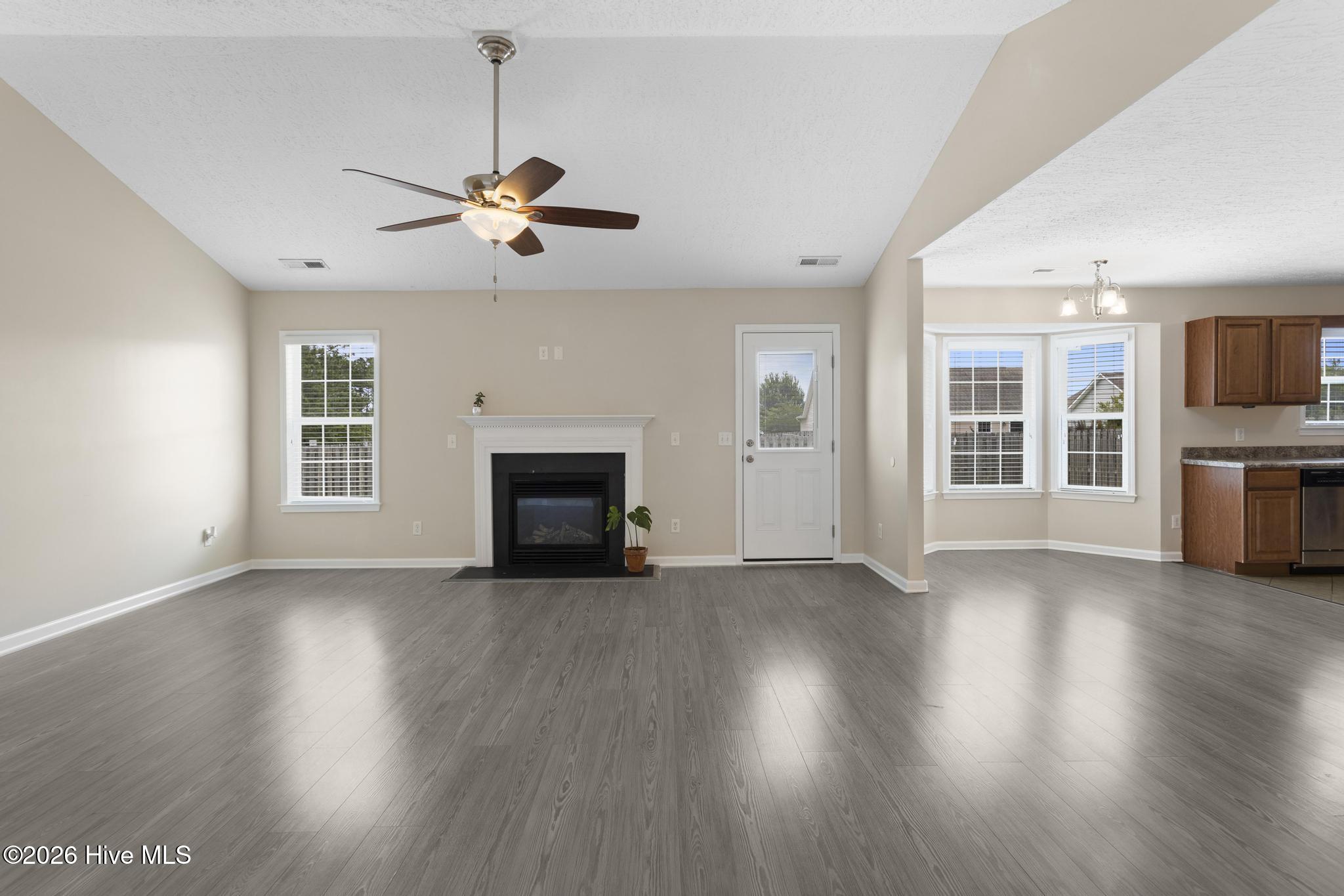 401 Tree Court Property Photo 1