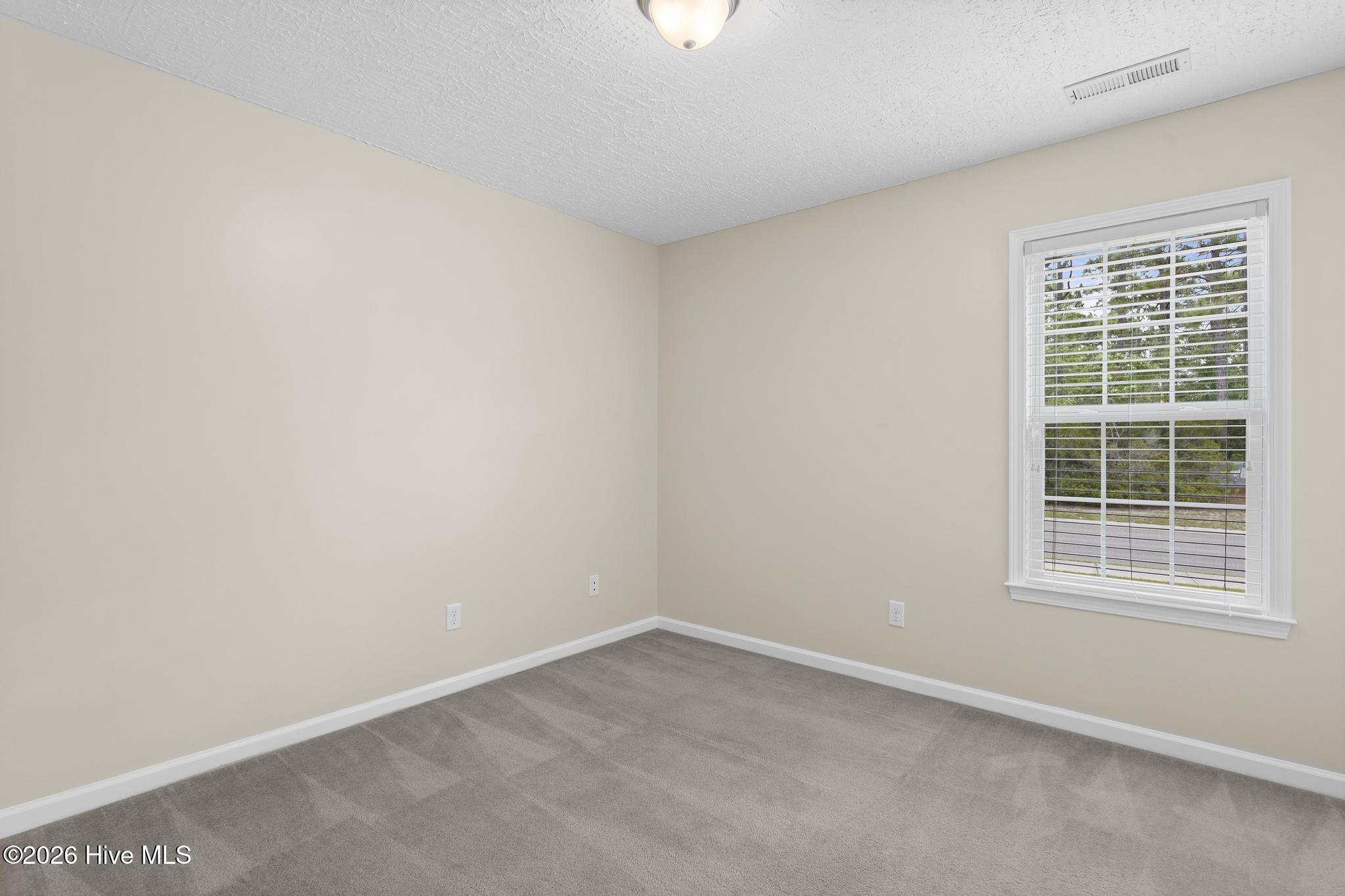 401 Tree Court Property Photo 13