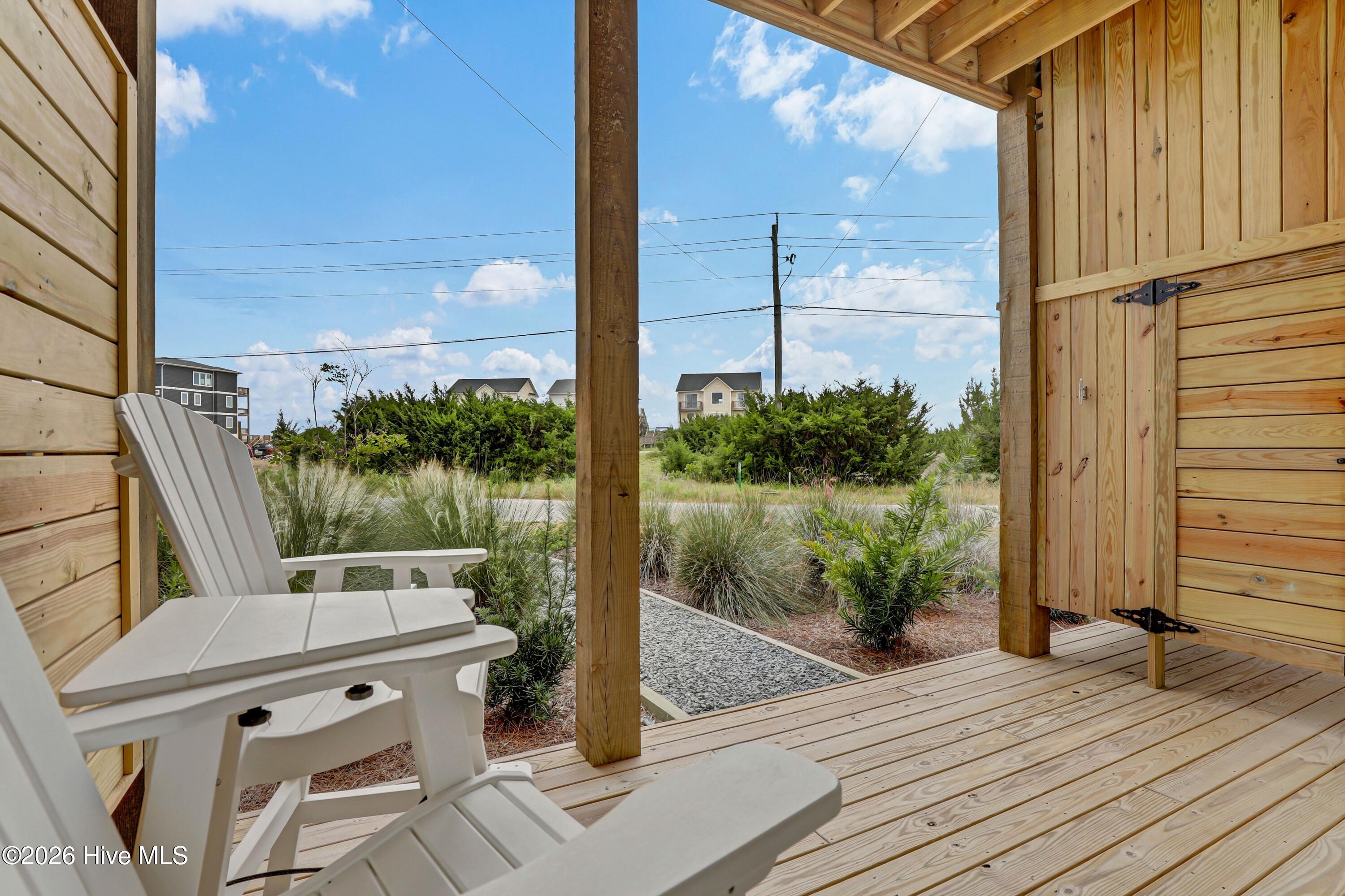 711 N Topsail Drive Property Photo 12