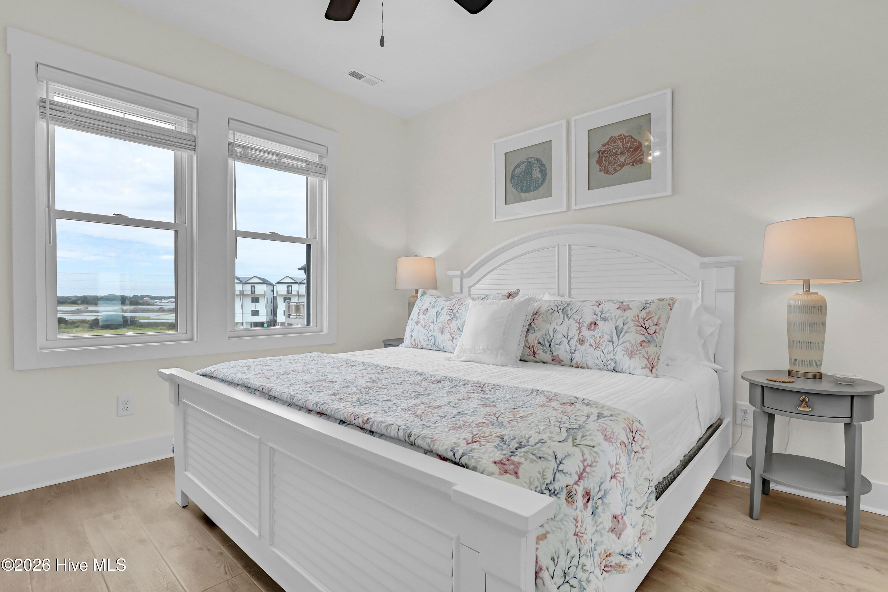 711 N Topsail Drive Property Photo 40
