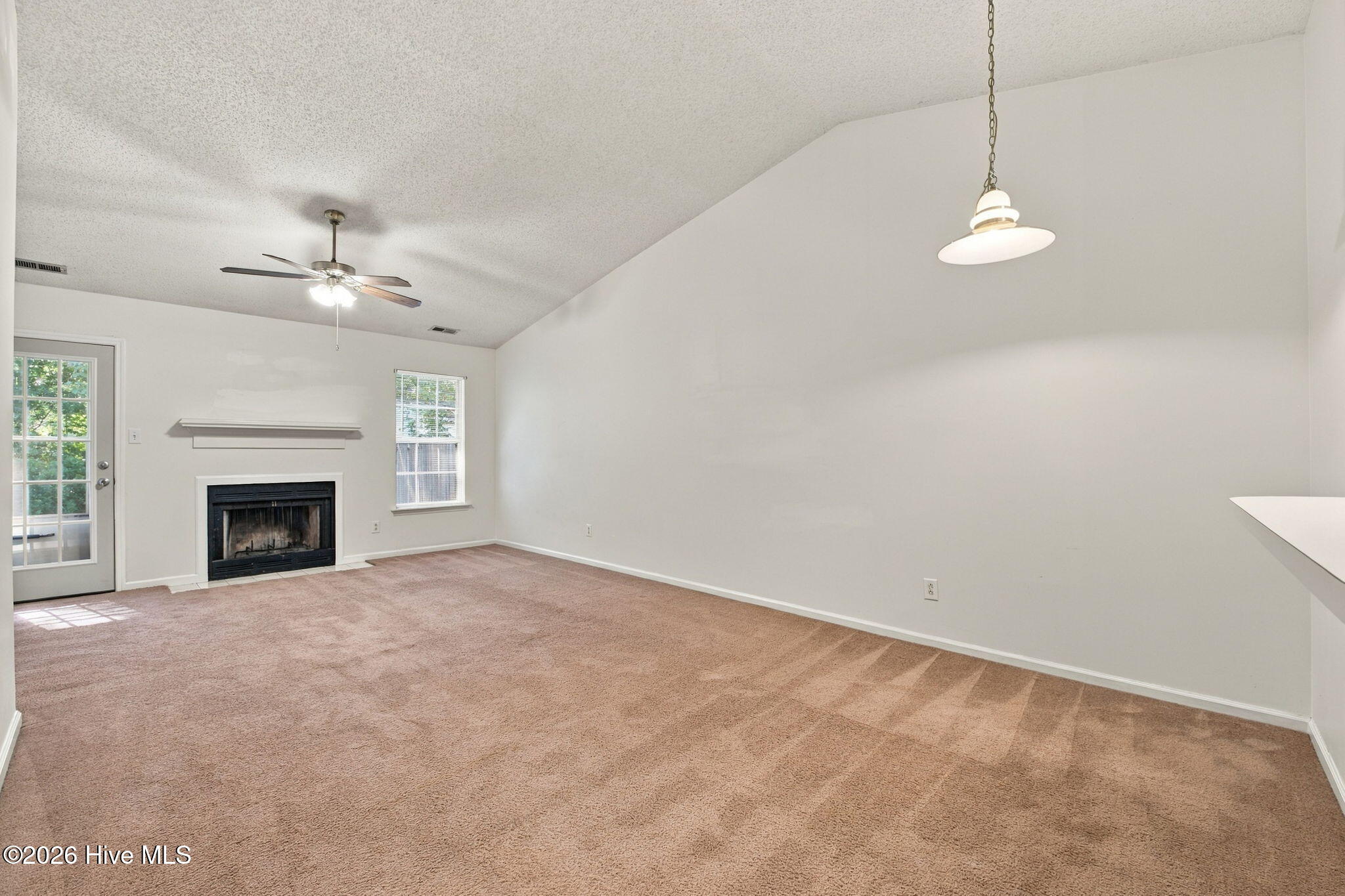 109 Jenny Lane Property Photo 10