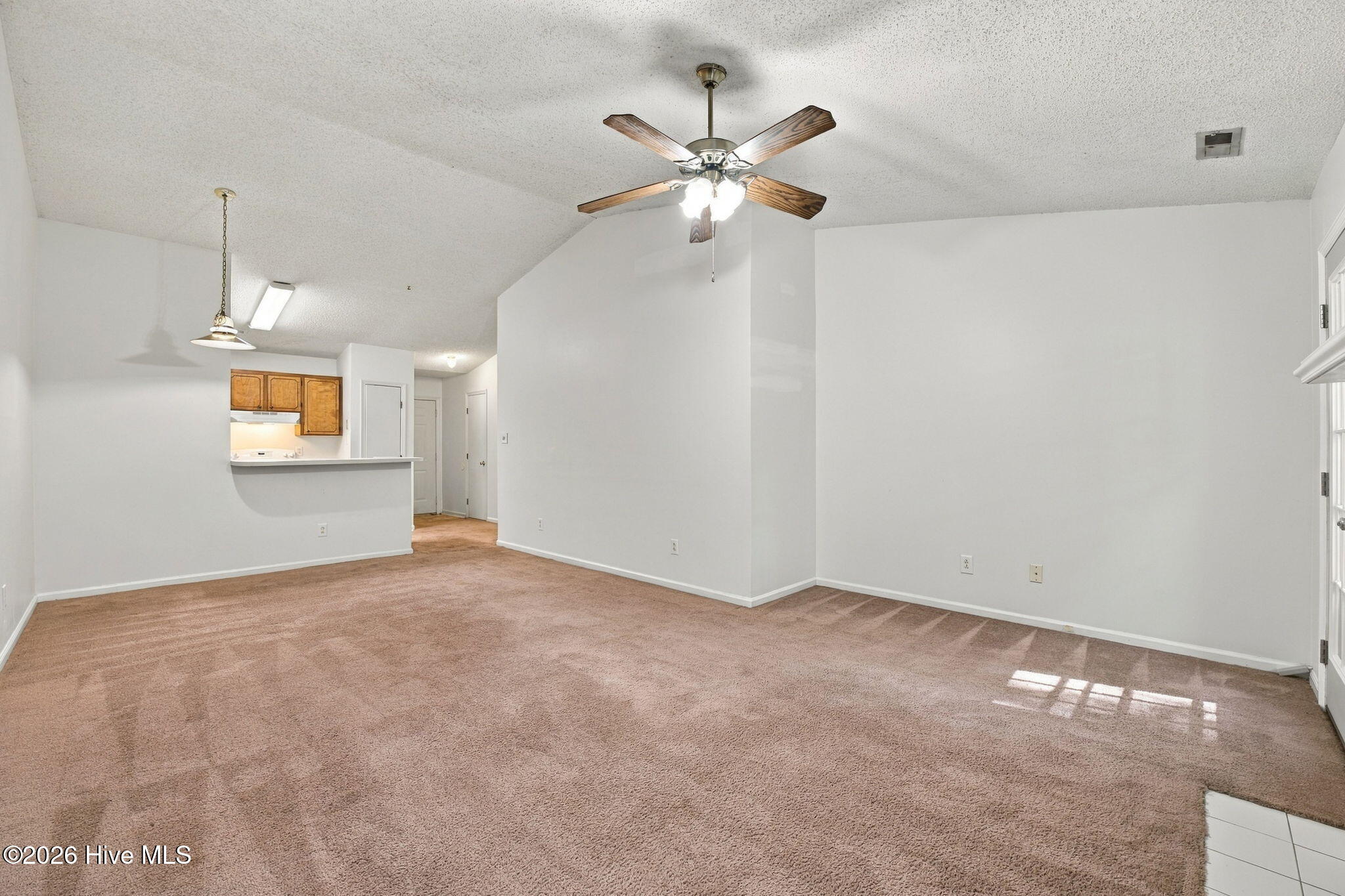 109 Jenny Lane Property Photo 11