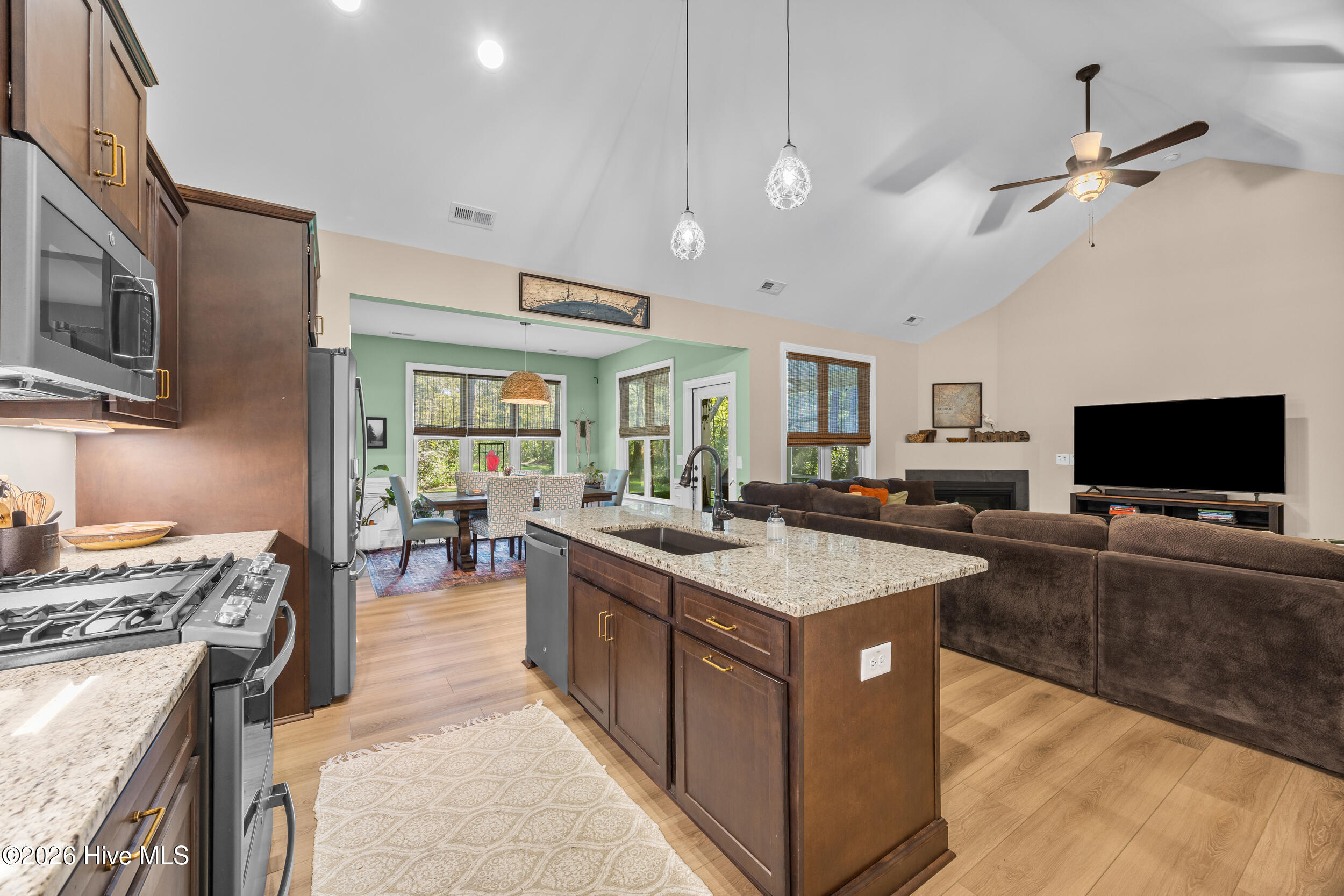 508 Crystal Road Property Photo 3