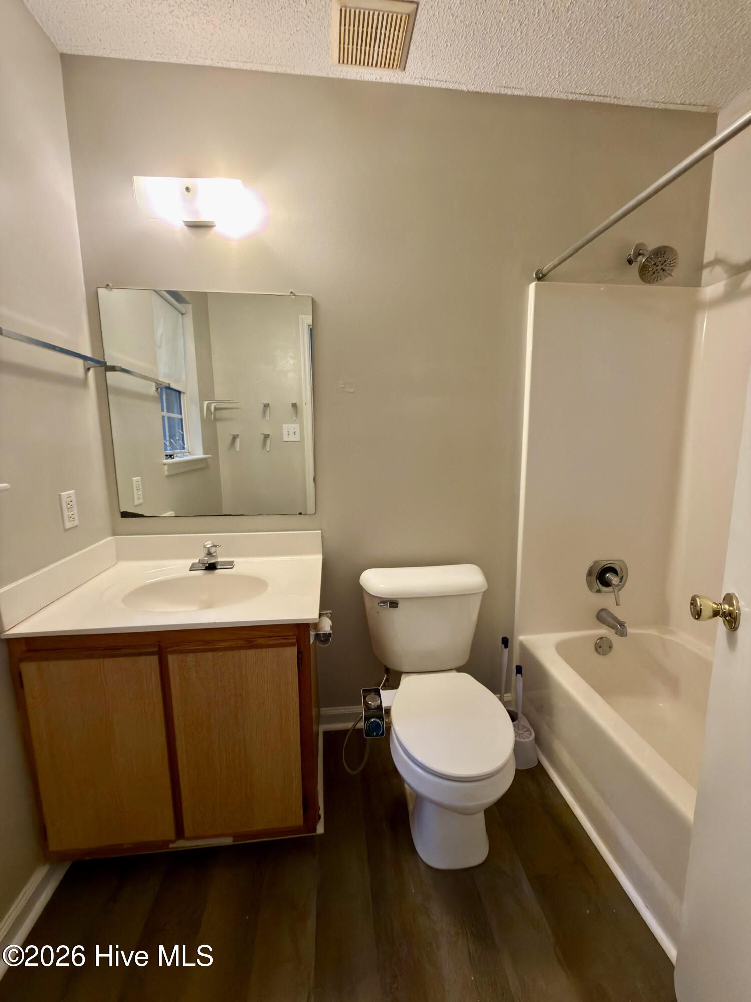 1100 Pueblo Drive Property Photo 10