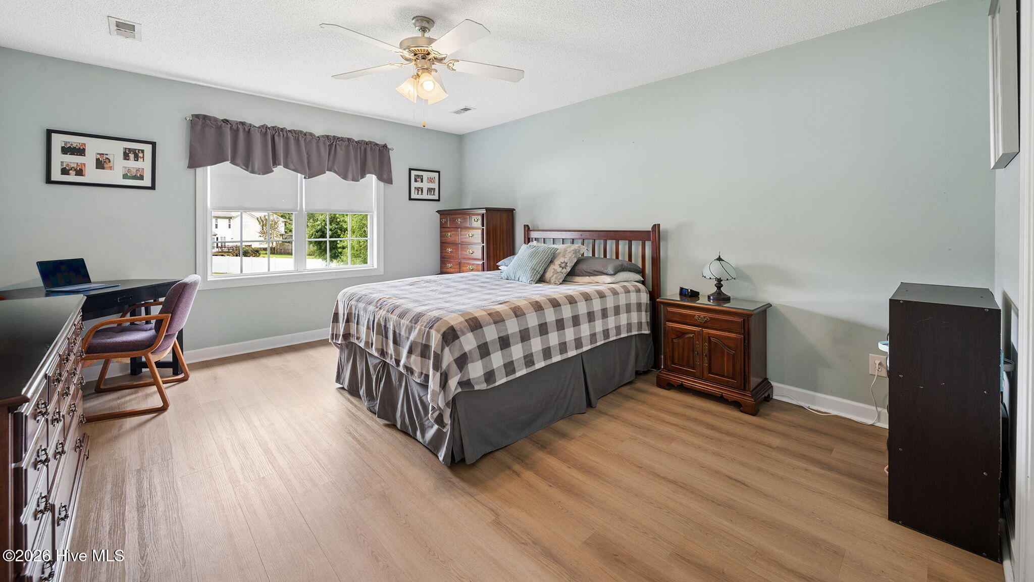 3916 Edgestone Court Property Photo 14