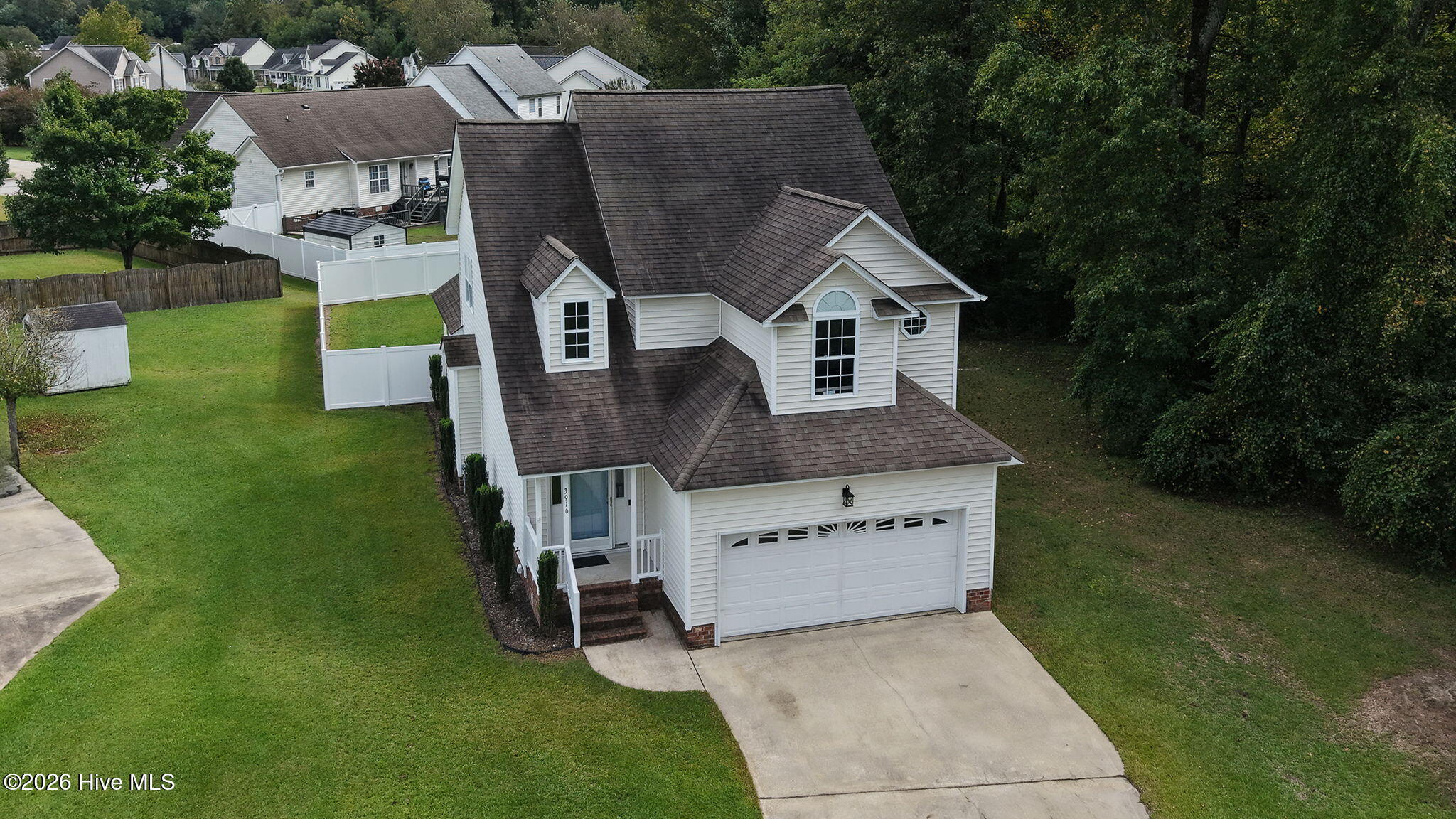 3916 Edgestone Court Property Photo 28