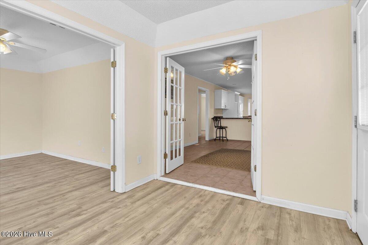 644 Caswell Beach Road Property Photo 10