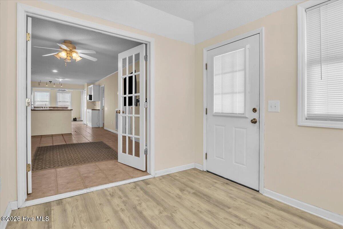 644 Caswell Beach Road Property Photo 11