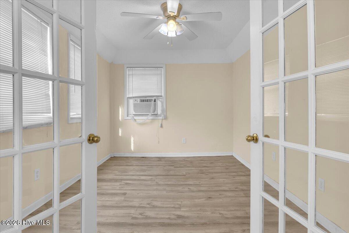 644 Caswell Beach Road Property Photo 12